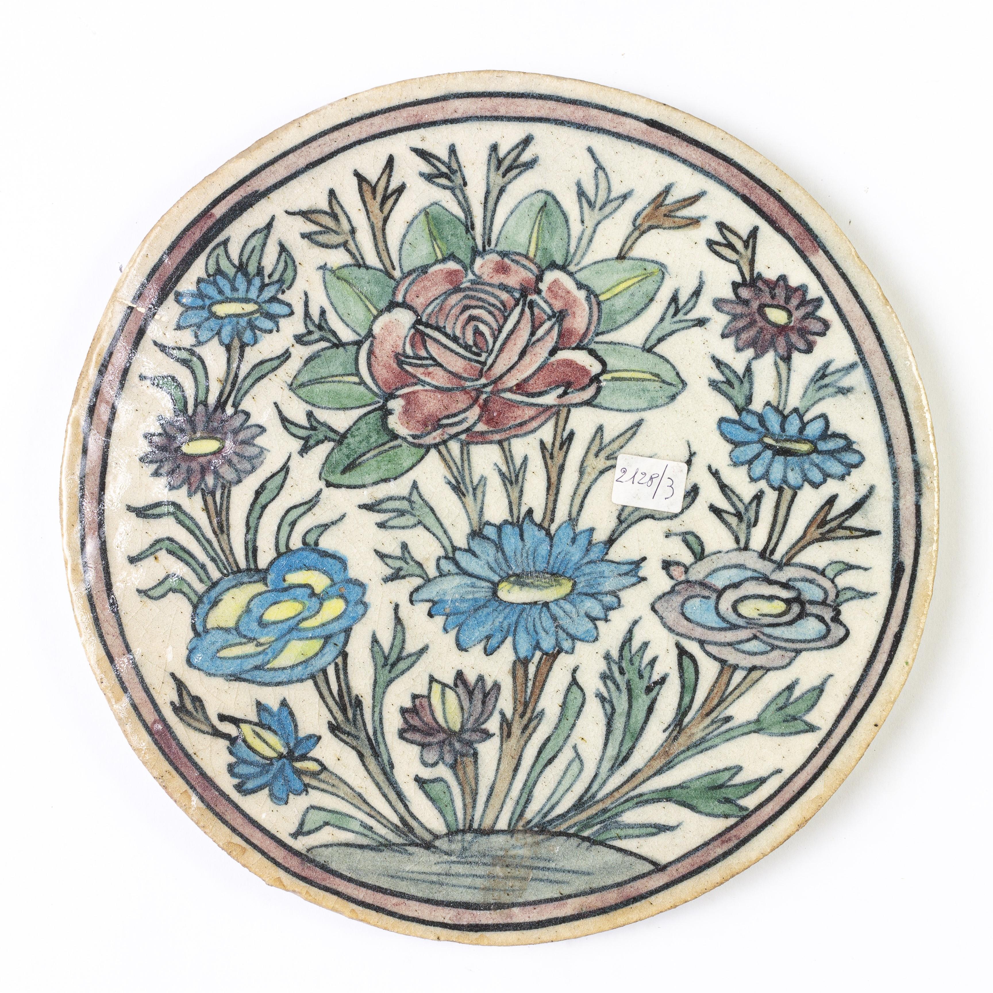 Paar runde Kacheln mit Blumen (Sonstiges) im Angebot