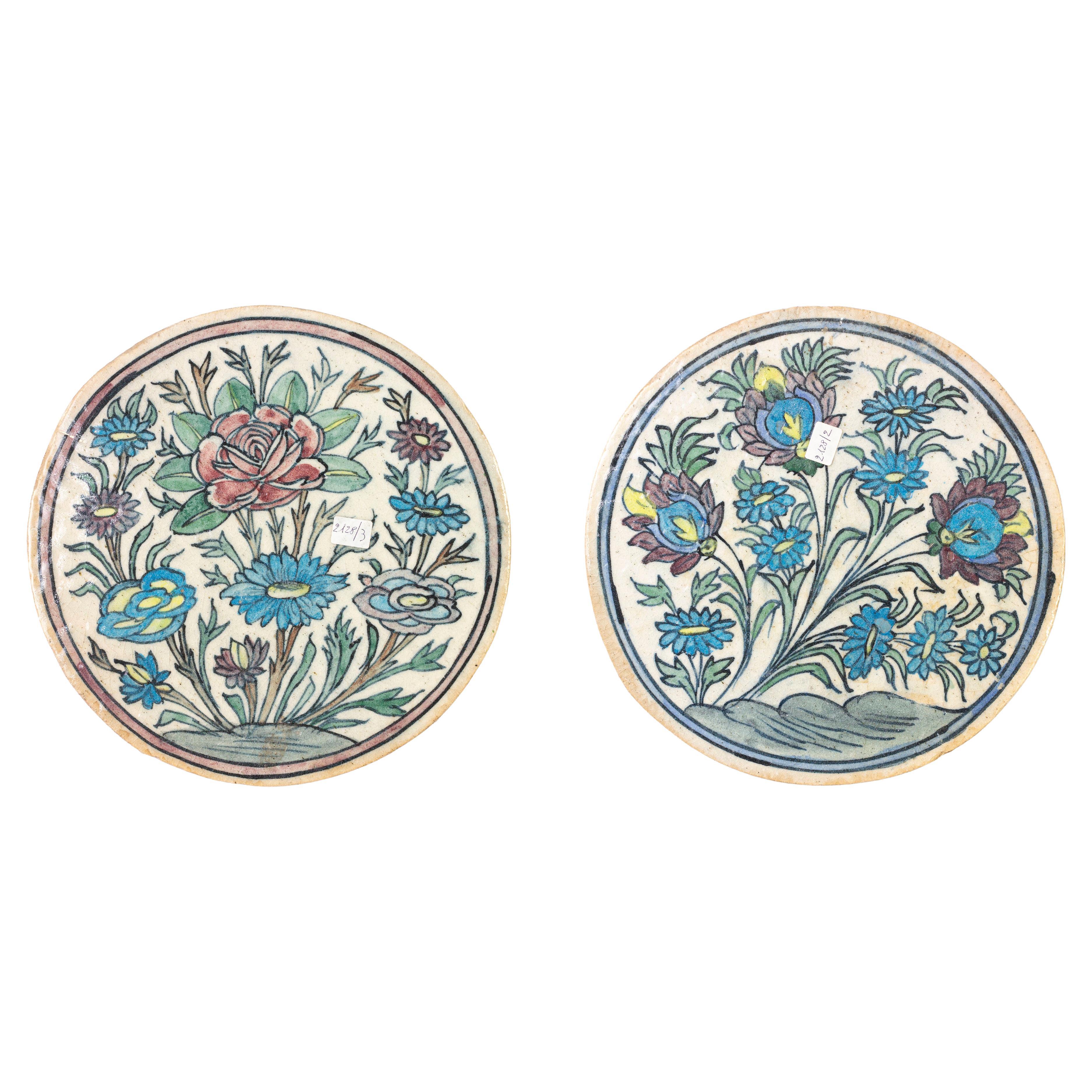 Pair Round Tiles with Flowers