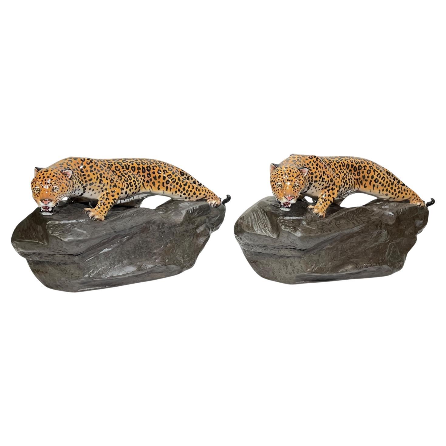 Pair Royal Doulton Glazed Porcelain Leopards im Angebot