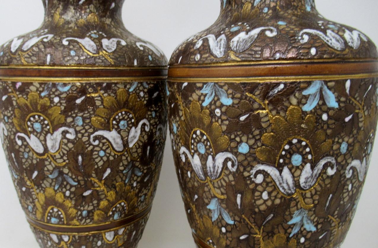 Pair of Royal Doulton Pottery Table Lamps Urns Vases Ormolu John Slater Patent In Good Condition In Dublin, Ireland