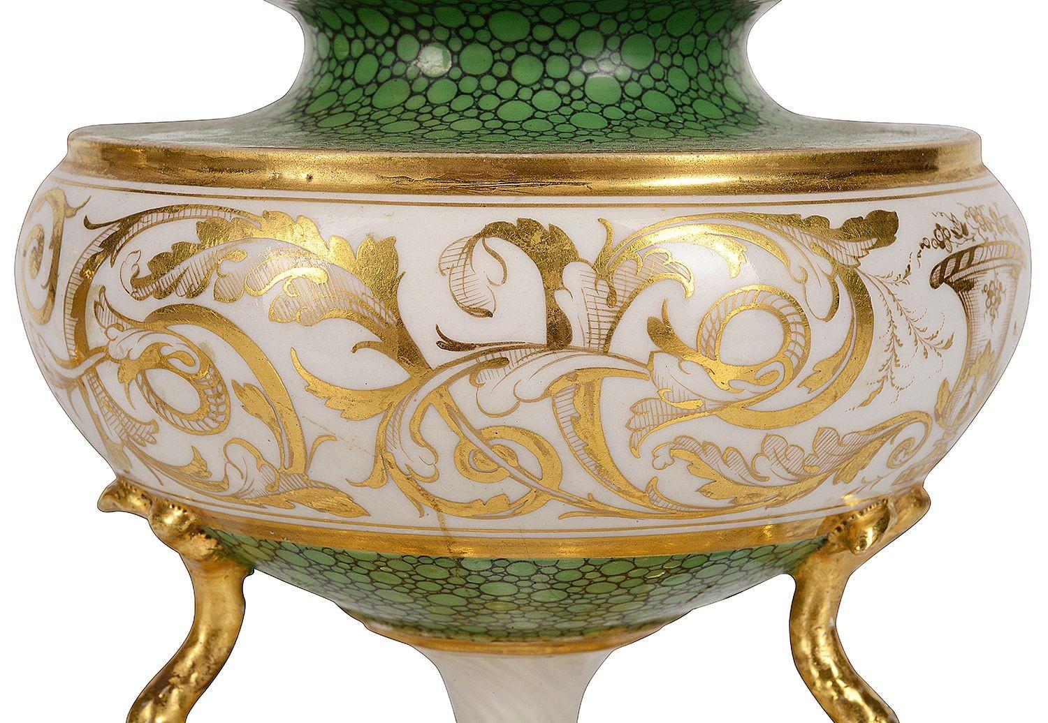 Pair Royal Worcester, Flight Barr & Barr Lidded Vases, 19th Century For Sale 4