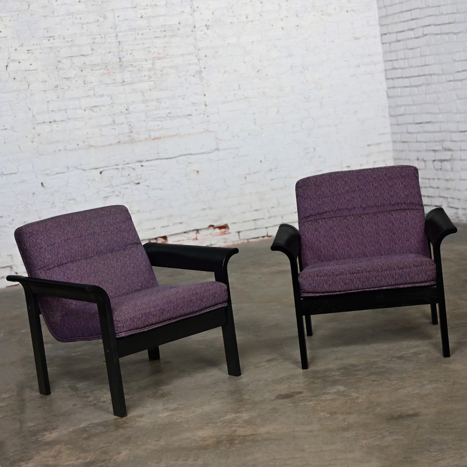 Fabulous Danish Modern pair of black painted blonde oak bentwood lounge chairs upholstered in purple fabric designed by Rud Thygesen & Johnny Sorensen, made by Magnus Olesen, distributed by Rudd International Furniture of Denmark. Circa, Late 20th