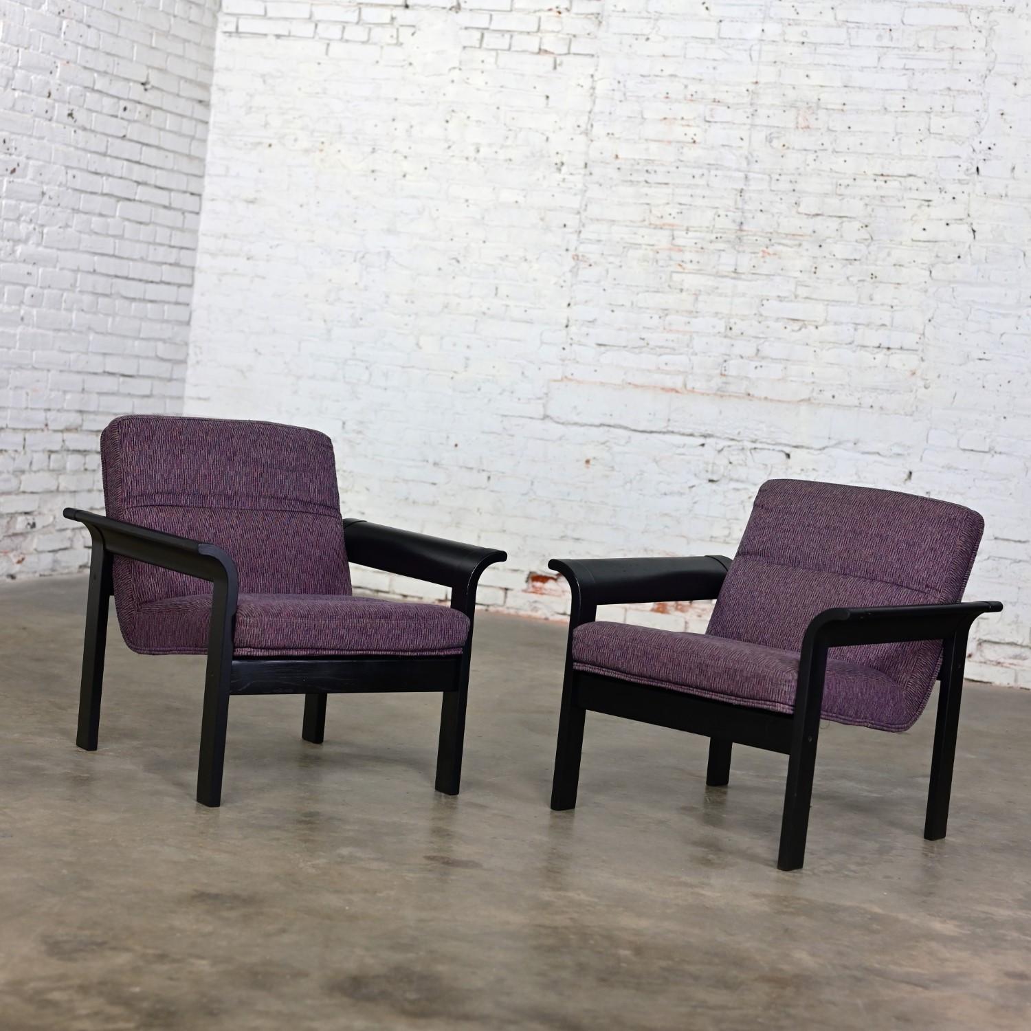 20th Century Pair Rudd Intl Danish Oak Lounge Chairs by Thygesen & Sorensen for Magnus Olesen