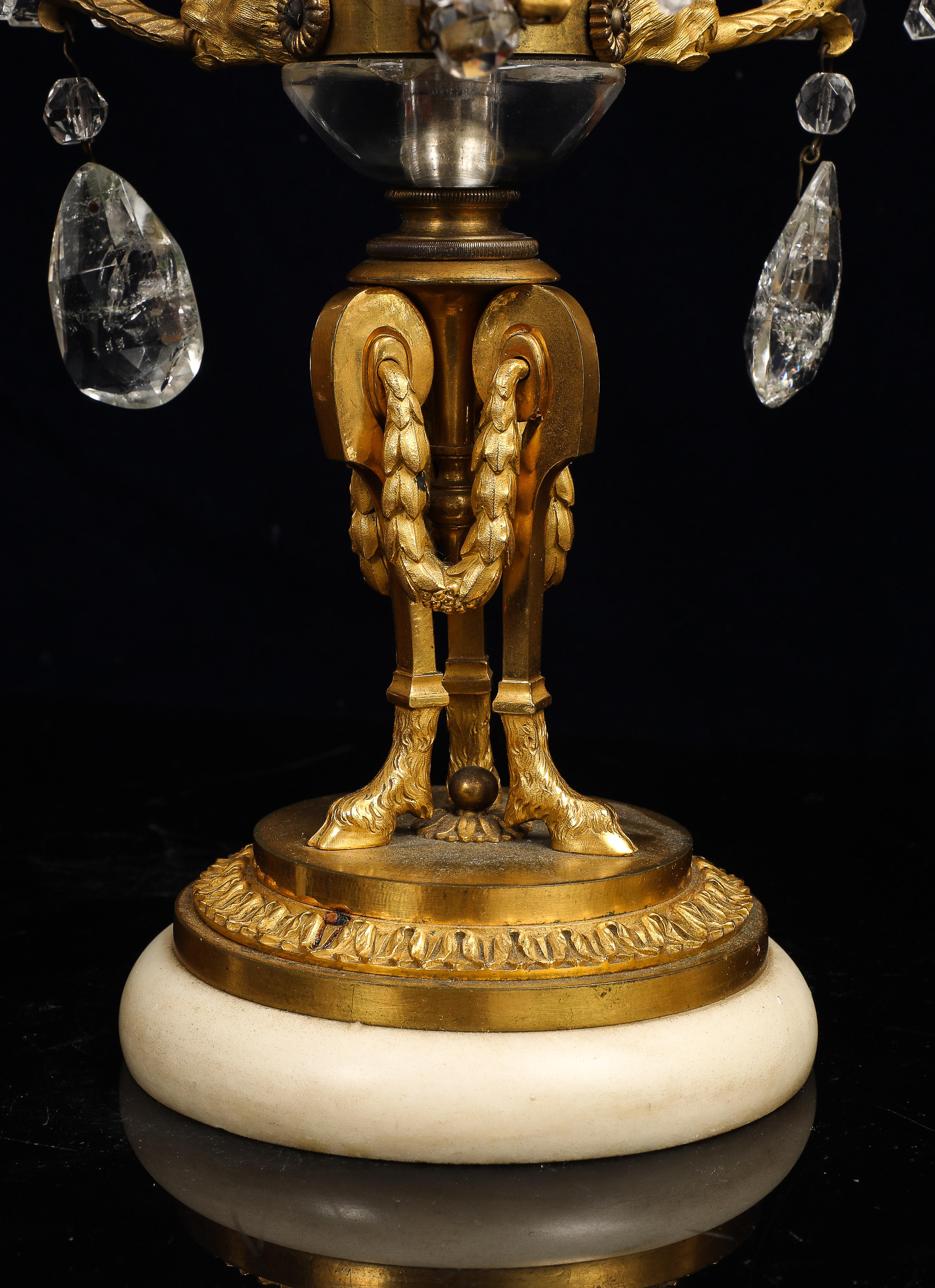 Coppia di candelabri russi a testa di cane con montatura in bronzo, cristallo di rocca e marmo a tre bracci in vendita 7