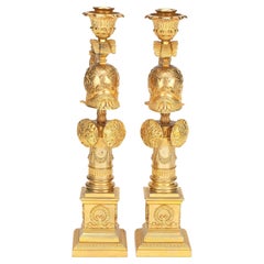 Paar russische Empire-Kerzenständer aus Goldbronze und Bronze