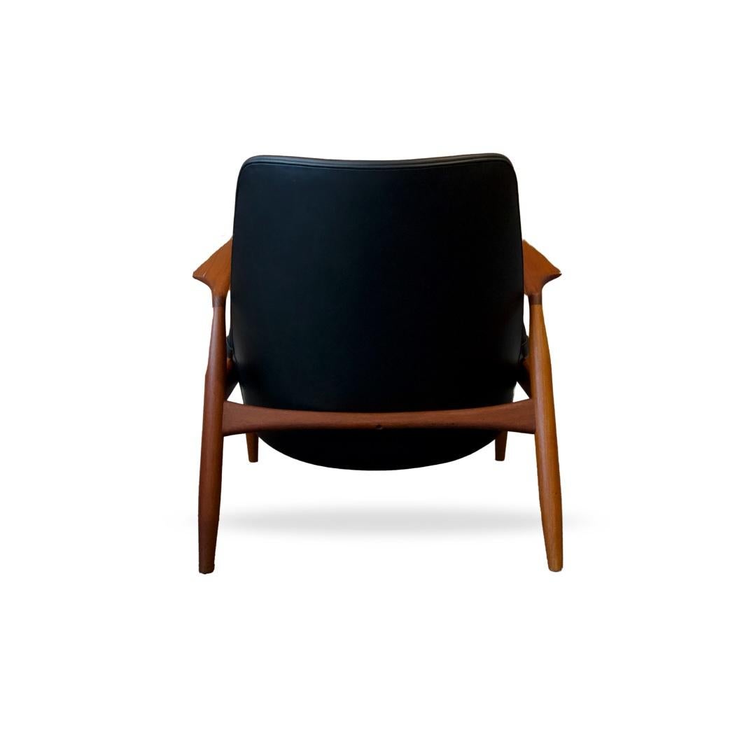 Pair Salen / Seal Chairs by Ib Kofod Larsen for OPE, Sweden. Teak, Black Leather For Sale 4