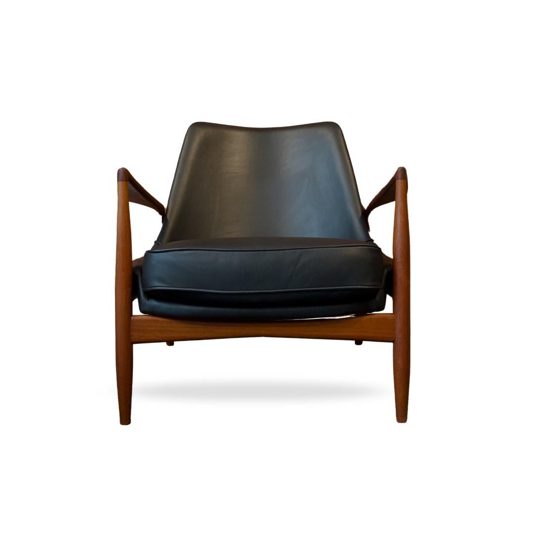 Pair Salen / Seal Chairs by Ib Kofod Larsen for OPE, Sweden. Teak, Black Leather For Sale 3