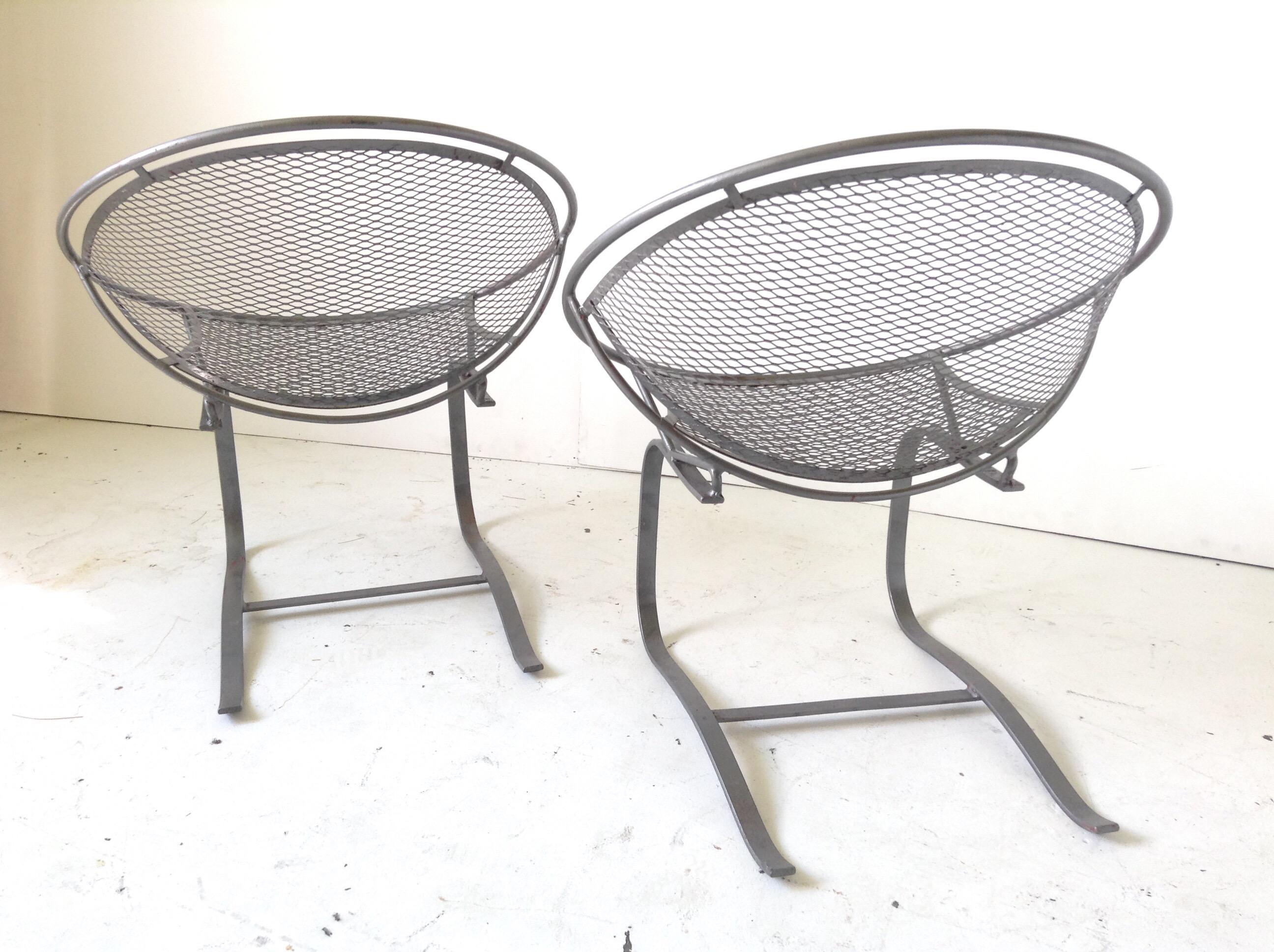 Pair of Salterini Woodard Iron Radar Hoop Patio Springer Rocking Lounge Chairs For Sale 3