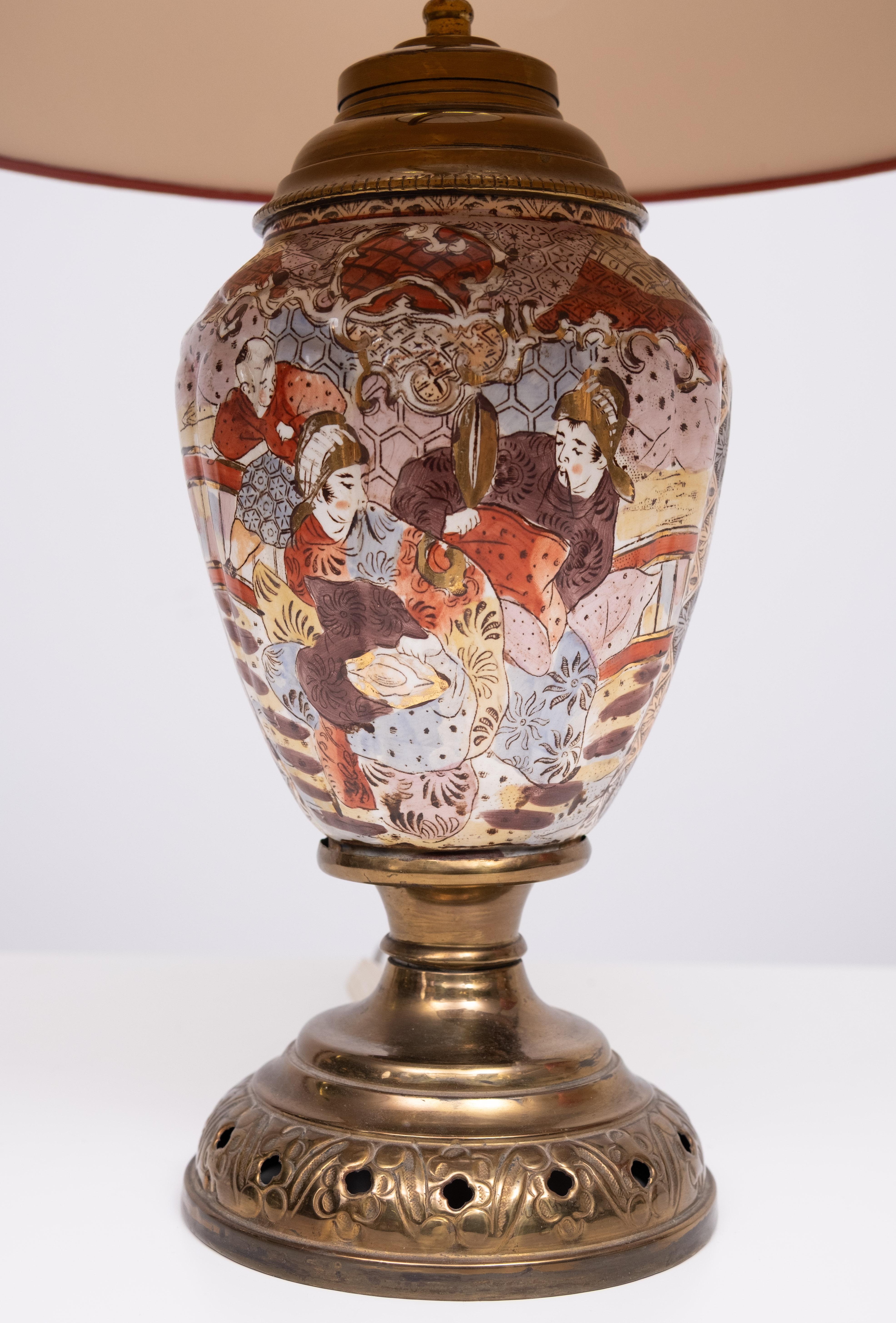 Metà XX secolo coppia di lampade da tavolo Satsuma Giappone anni '50 in vendita