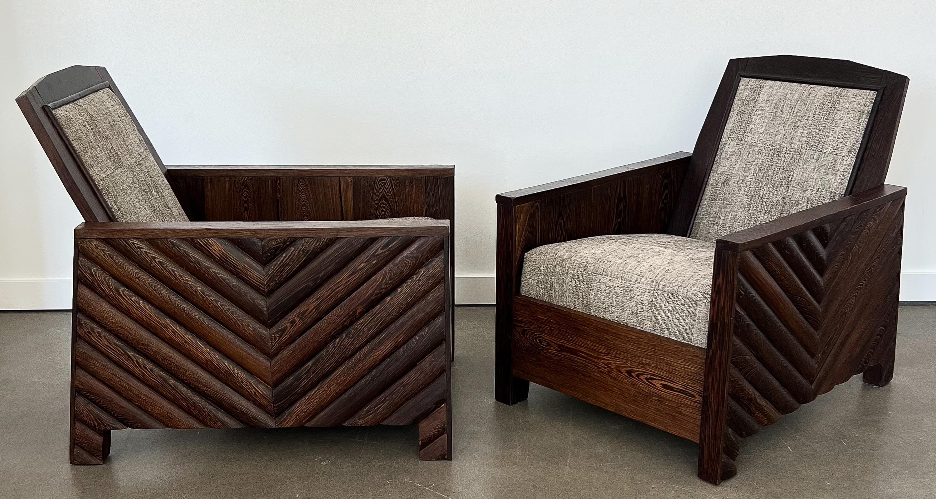 Tissu Paire de fauteuils club modernistes scandinaves en wengé massif des années 1920 en vente