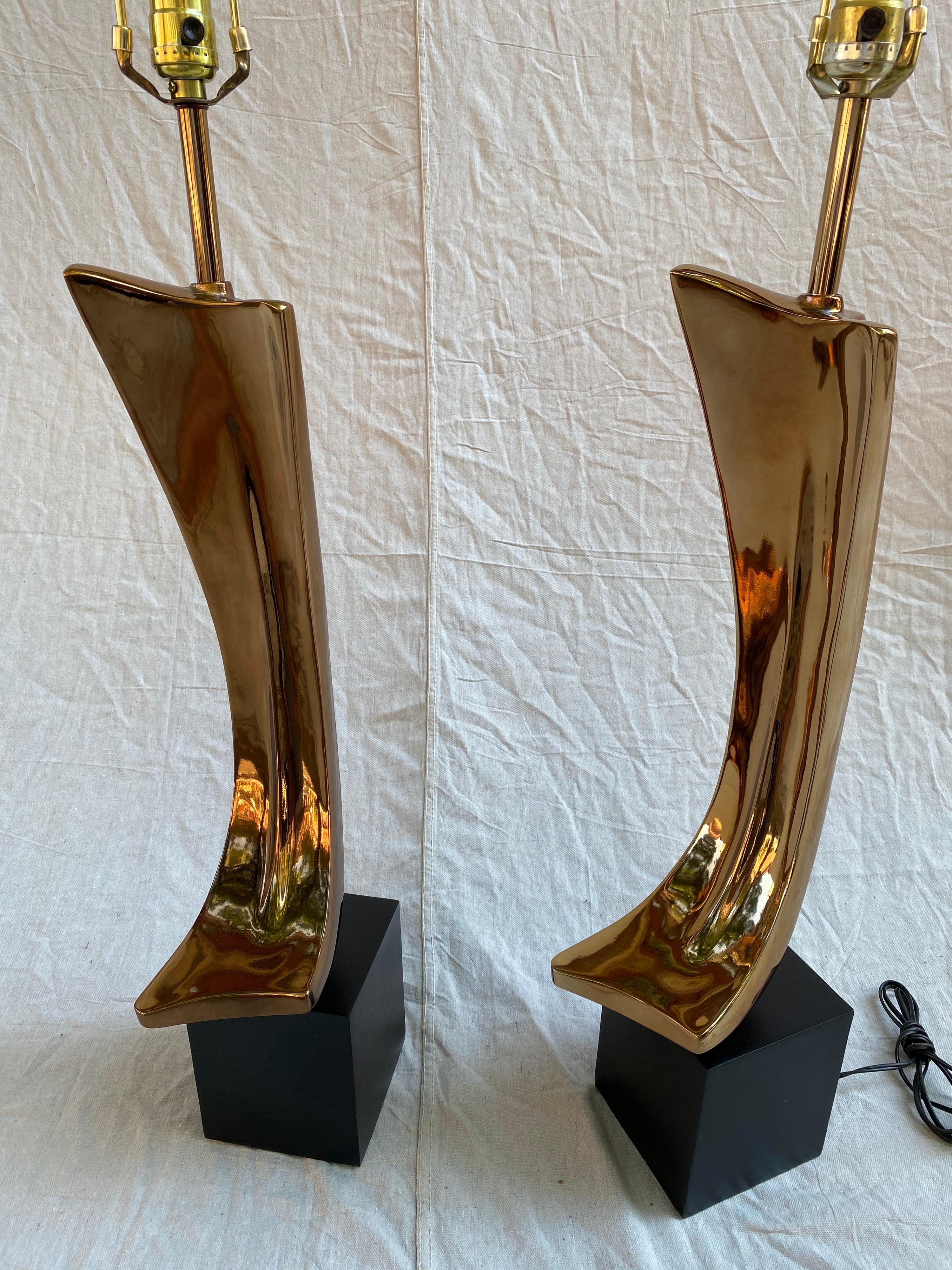 Laurel Pair of Sculptural Table Lamps In Good Condition In Philadelphia, PA