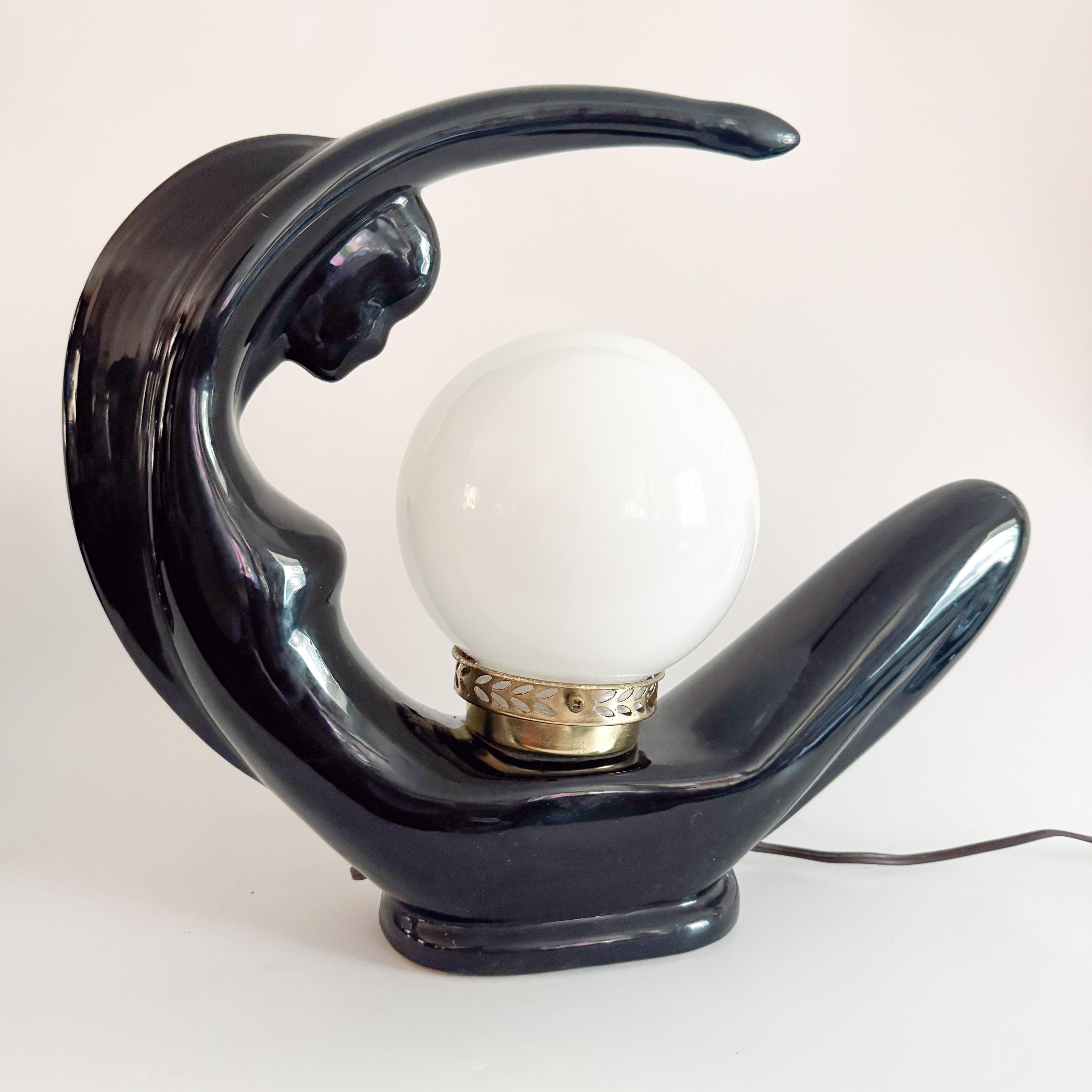 Canadien Paire de lampes sculpturales Moon Lady Black Art Deco - 1980 Céramique en vente