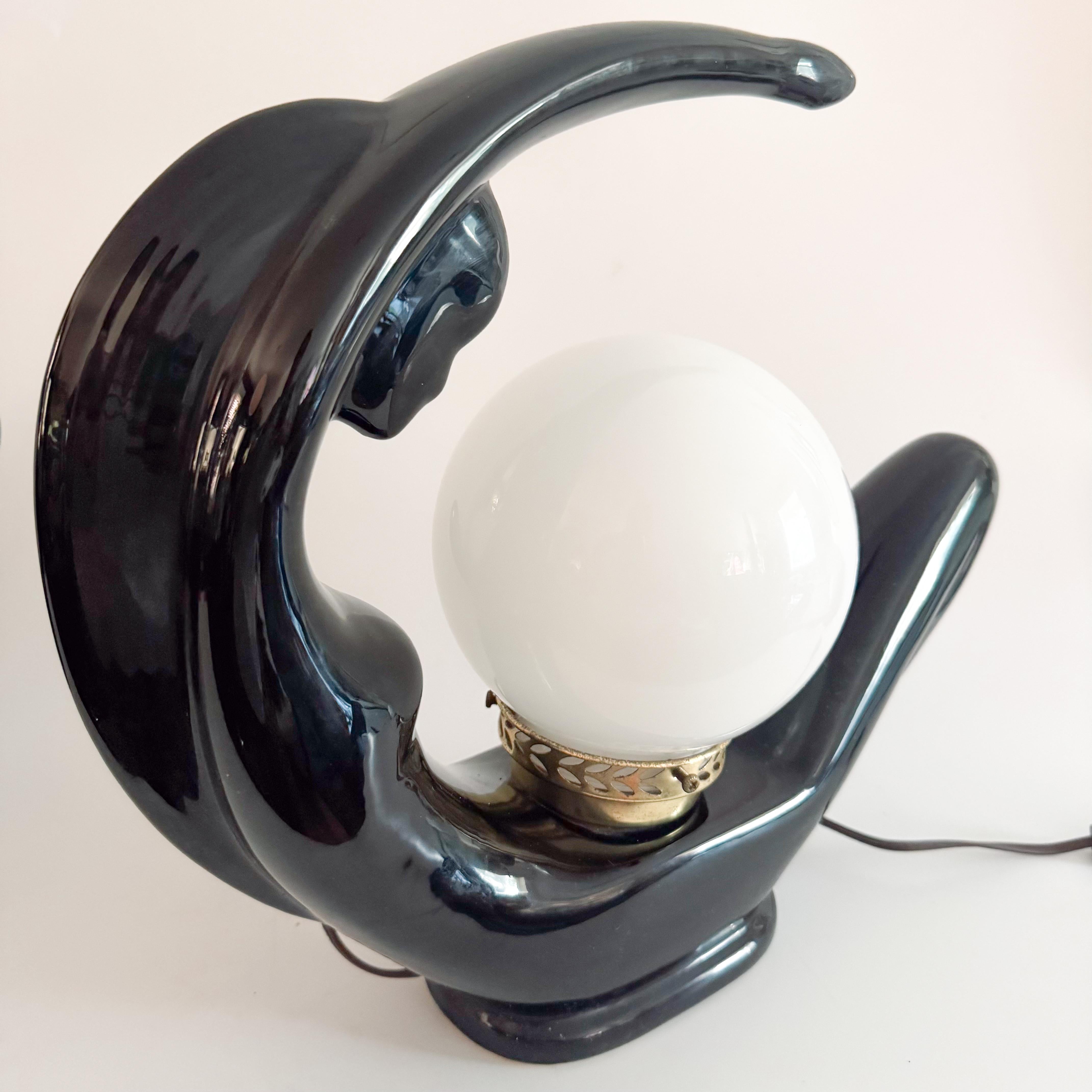 Paire de lampes sculpturales Moon Lady Black Art Deco - 1980 Céramique Bon état - En vente à Toronto, CA