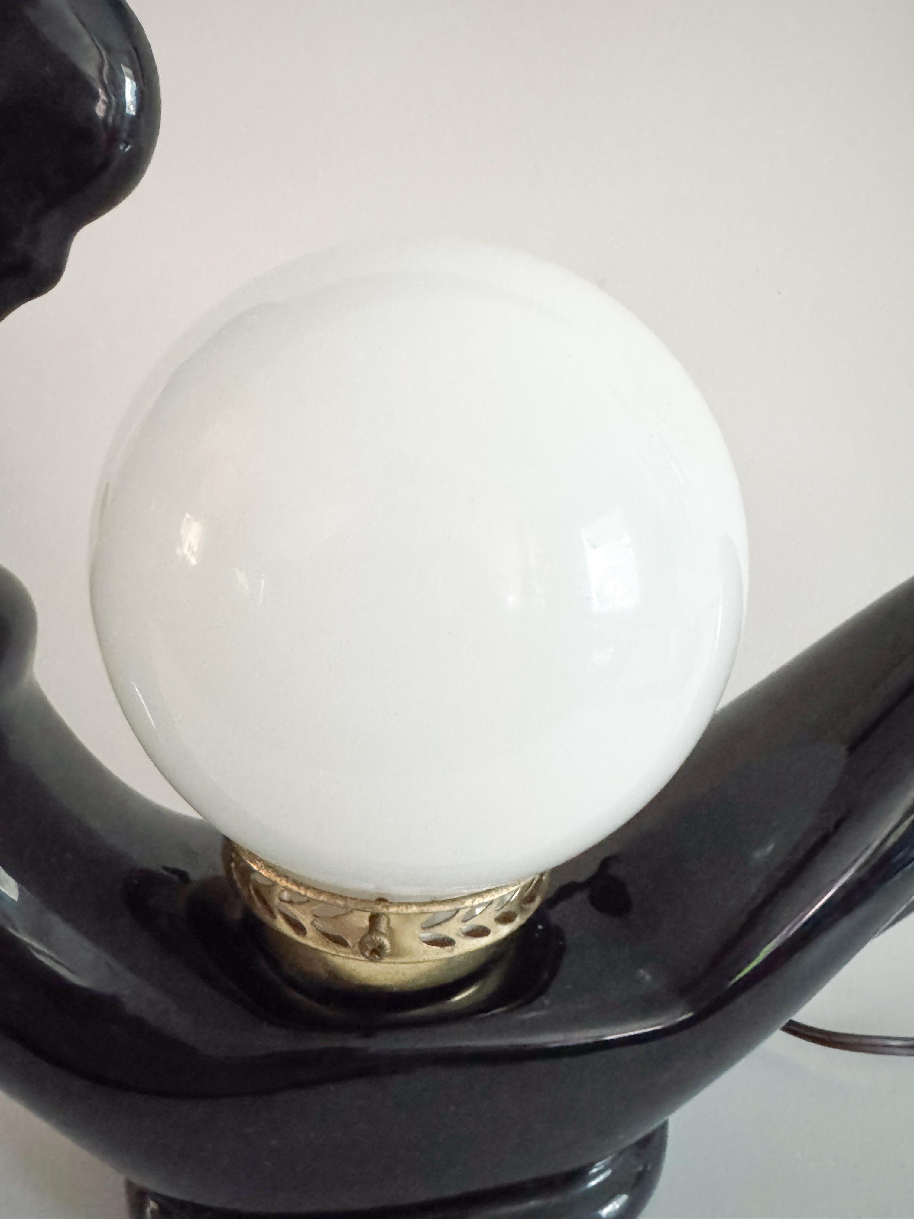 Fin du 20e siècle Paire de lampes sculpturales Moon Lady Black Art Deco - 1980 Céramique en vente
