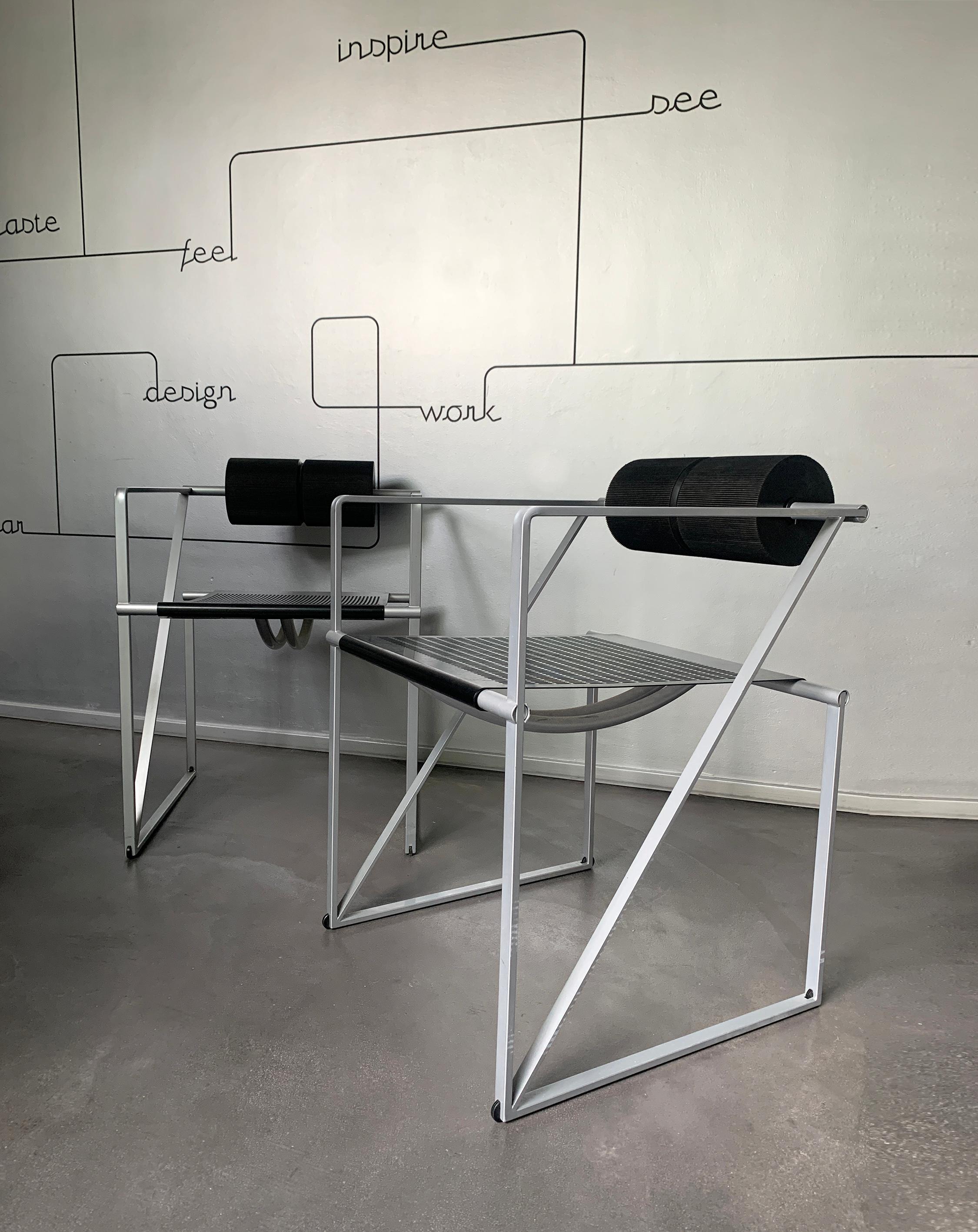 Paar postmoderne Seconda-Sessel von Mario Botta für Alias, 1980er Jahre, 2er-Set, Set (Italienisch) im Angebot