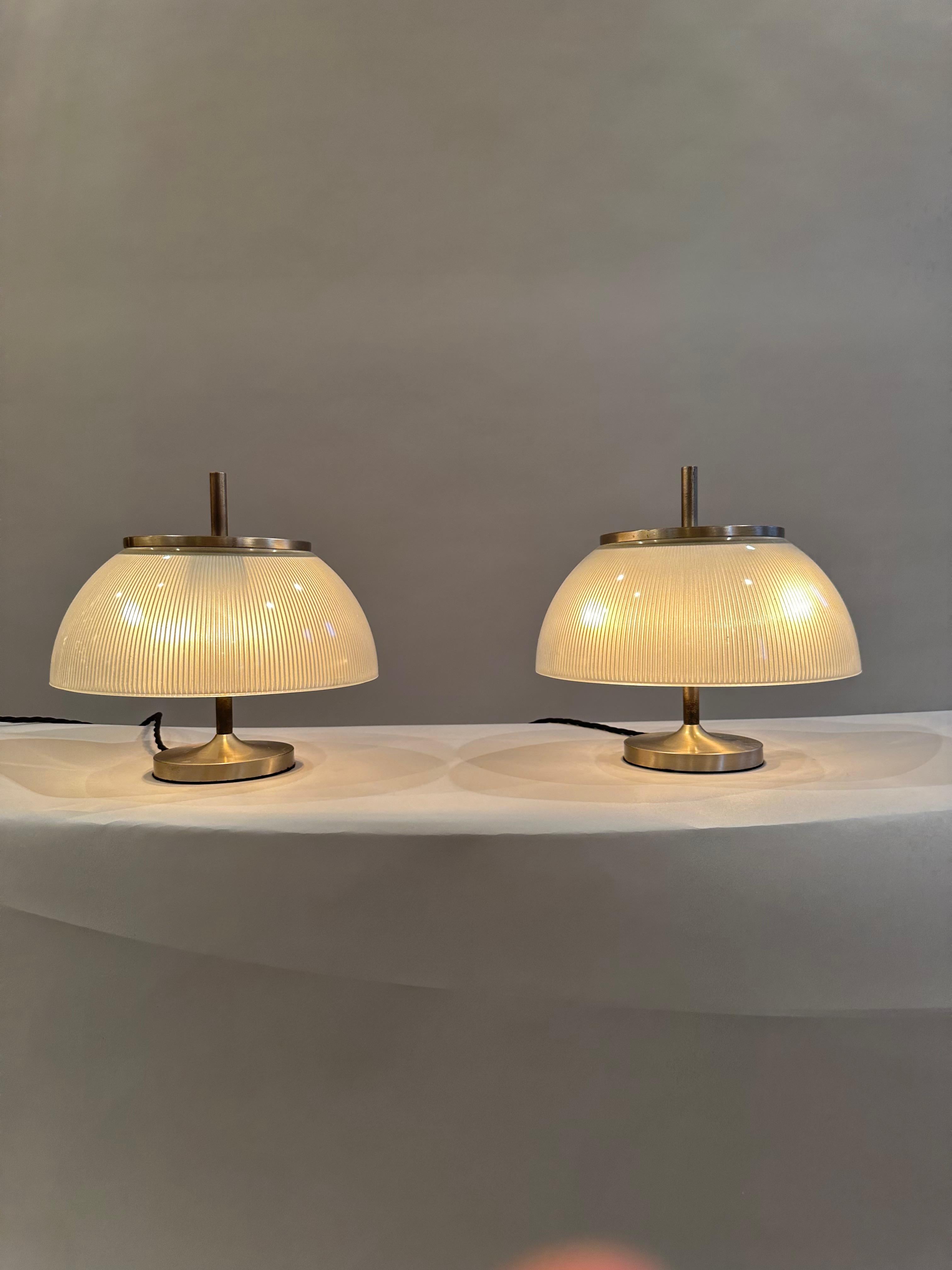 Mid-Century Modern Paire de lampes de table Sergio Mazza 'Alfetta' pour Artemide c1960 en vente