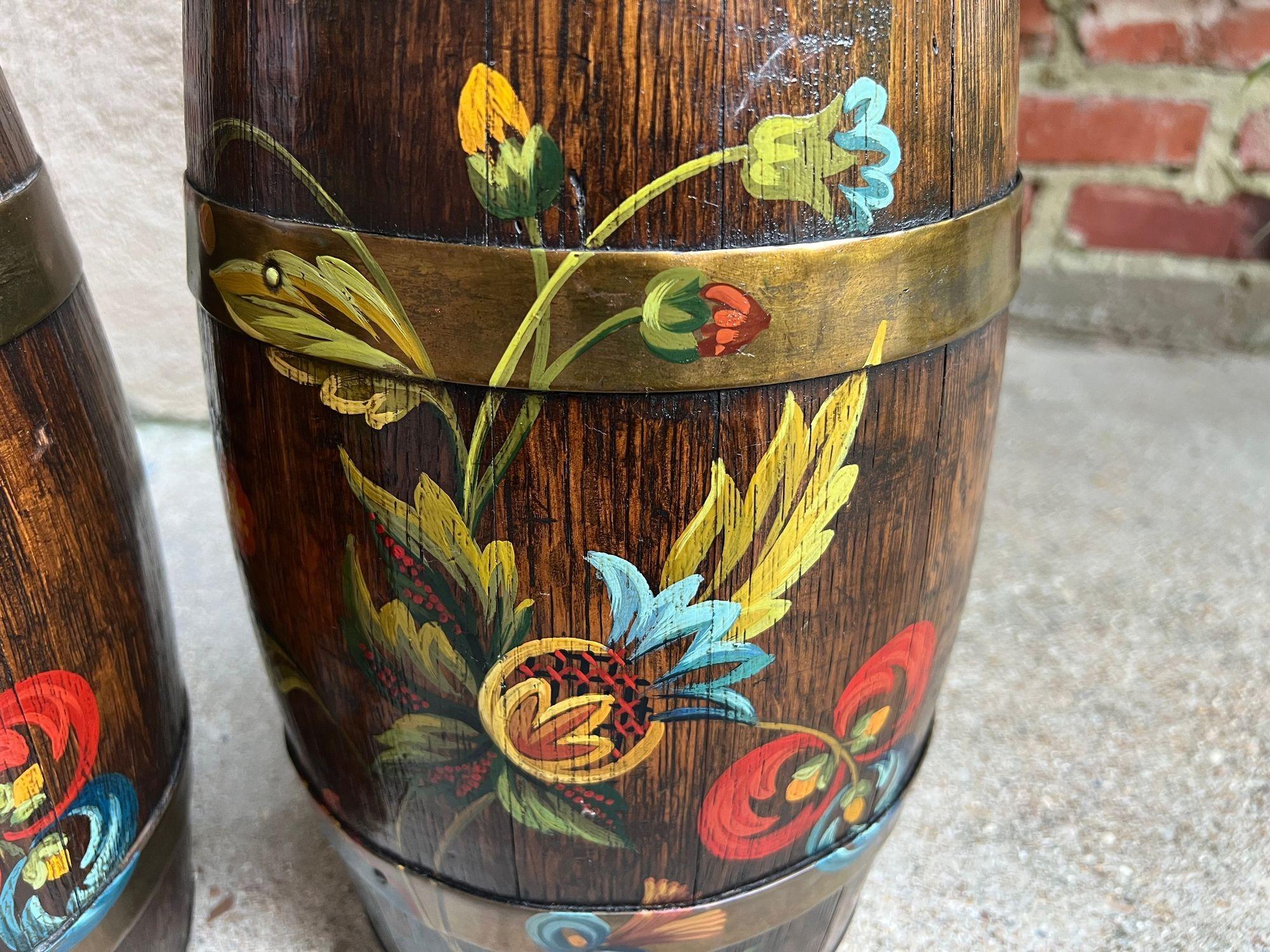 PAR Conjunto Antiguo Barril de Roble Inglés Jardinera Jardinera Rosemaling Pintado a Mano en venta 8