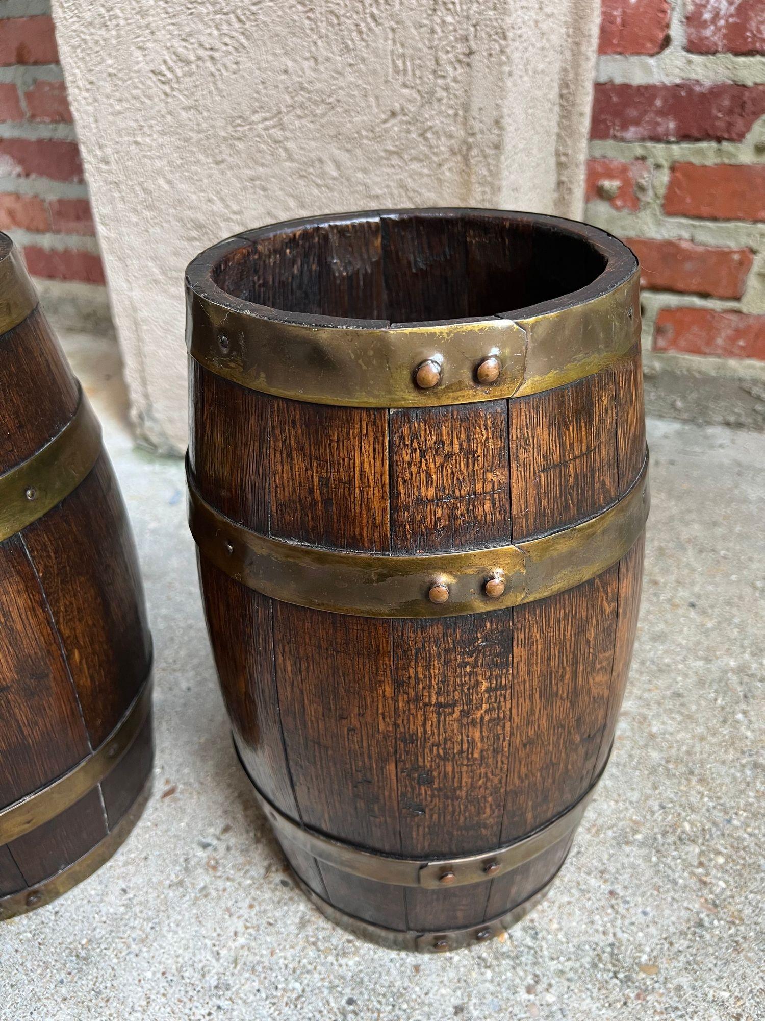 PAR Conjunto Antiguo Barril de Roble Inglés Jardinera Jardinera Rosemaling Pintado a Mano en venta 13