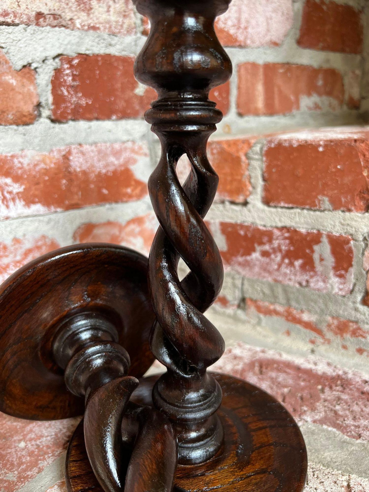 PAIR Set Antique English Oak OPEN Barley Twist Candlesticks Candle Holder Brass In Excellent Condition For Sale In Shreveport, LA
