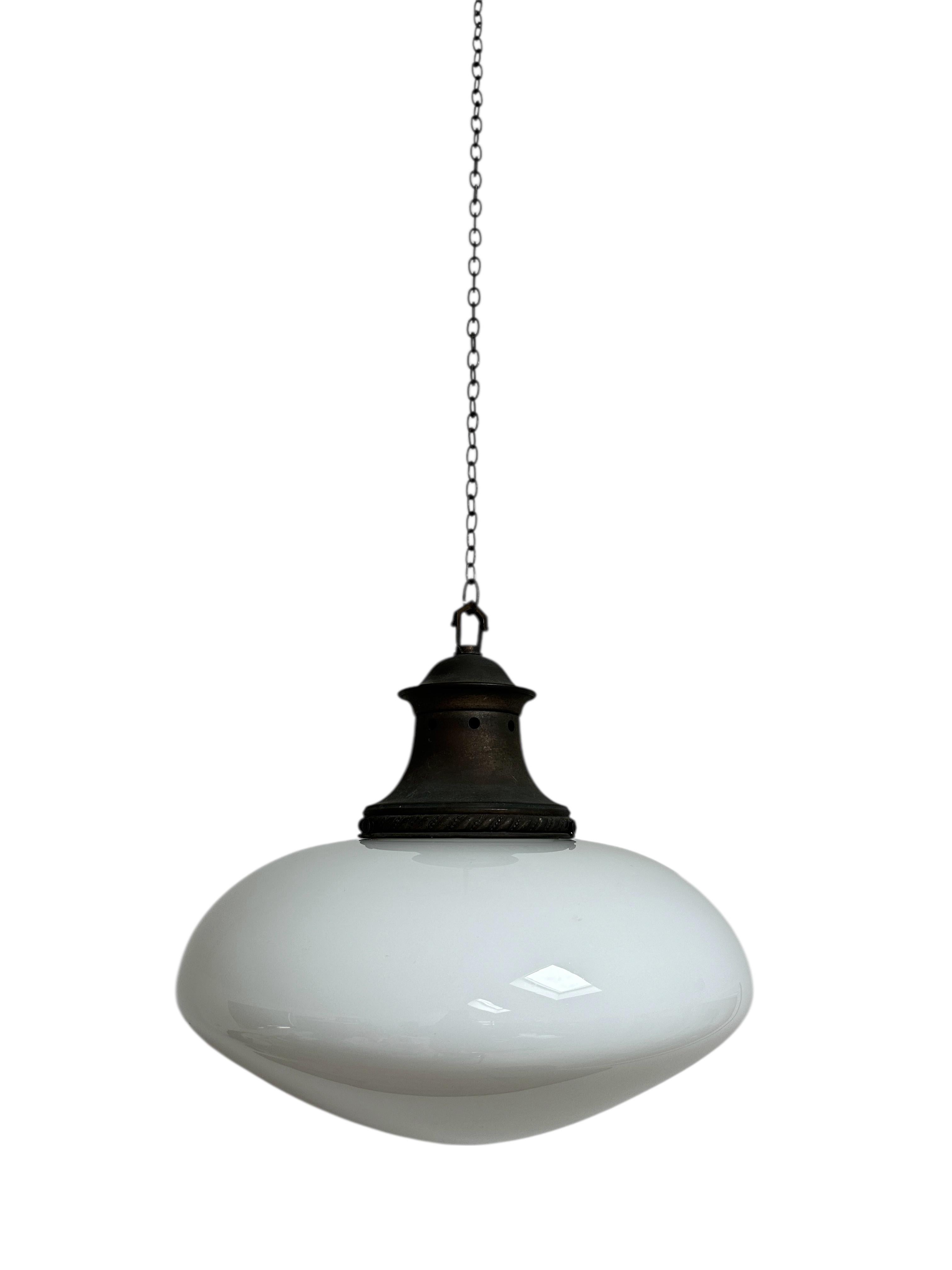 Pair Set Antique Vintage Ovaloid Church Opaline Ceiling Pendants Light Lamp (20. Jahrhundert) im Angebot
