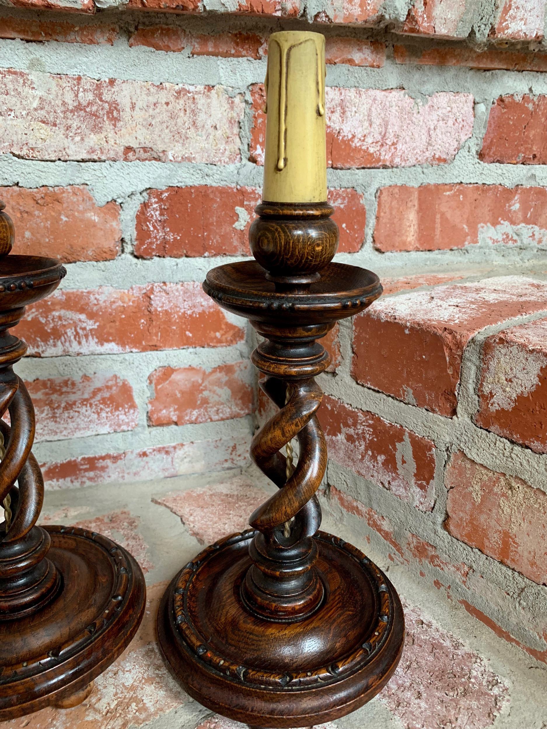 British Pair of Set of 2 Antique English Desk Buffet Table Lamp Light Open Barley Twist