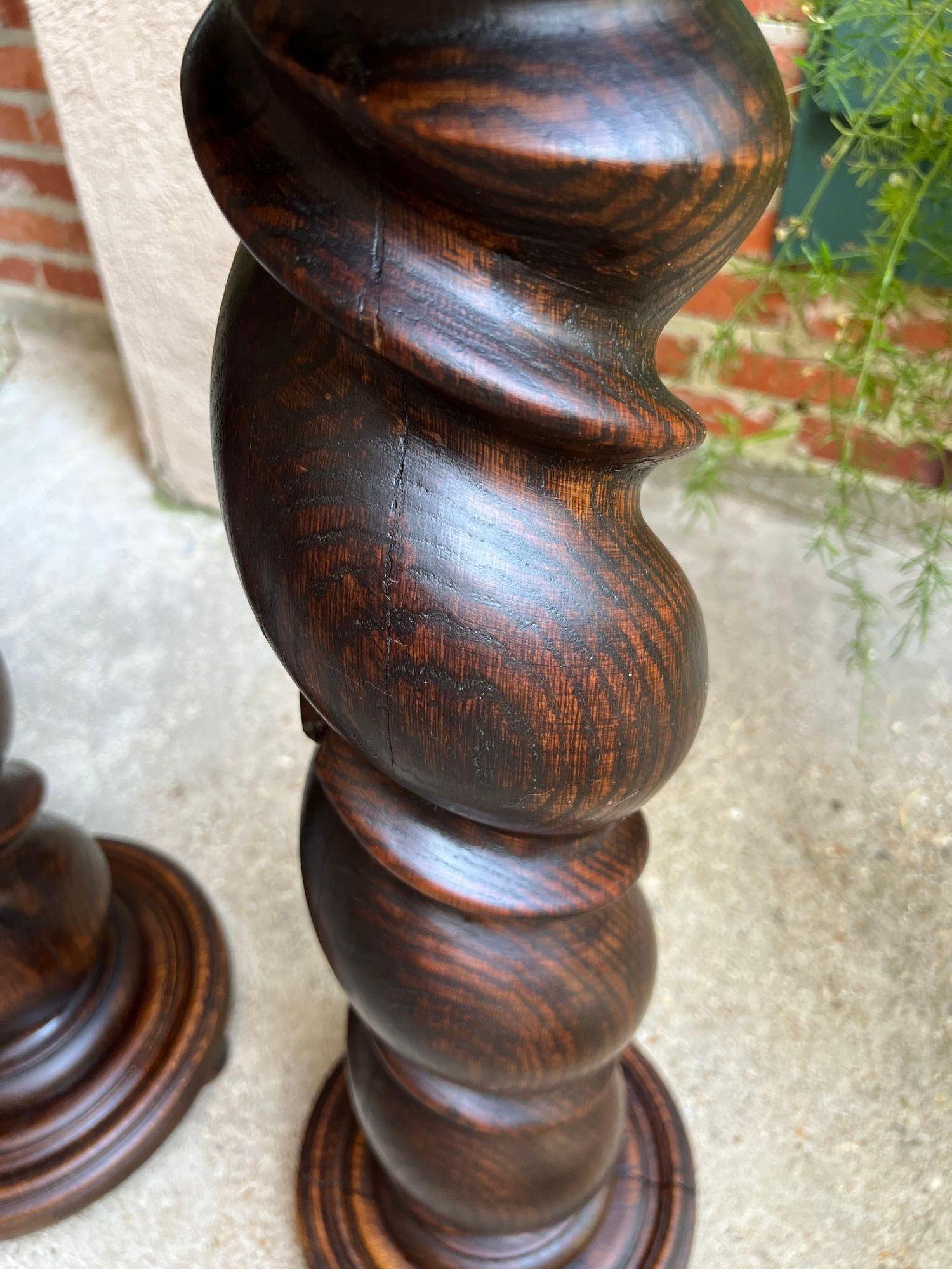 PAAR Satz von 2 Antique French Pedestal Stand BARLEY TWIST Oak LARGE Plant Columns im Angebot 9