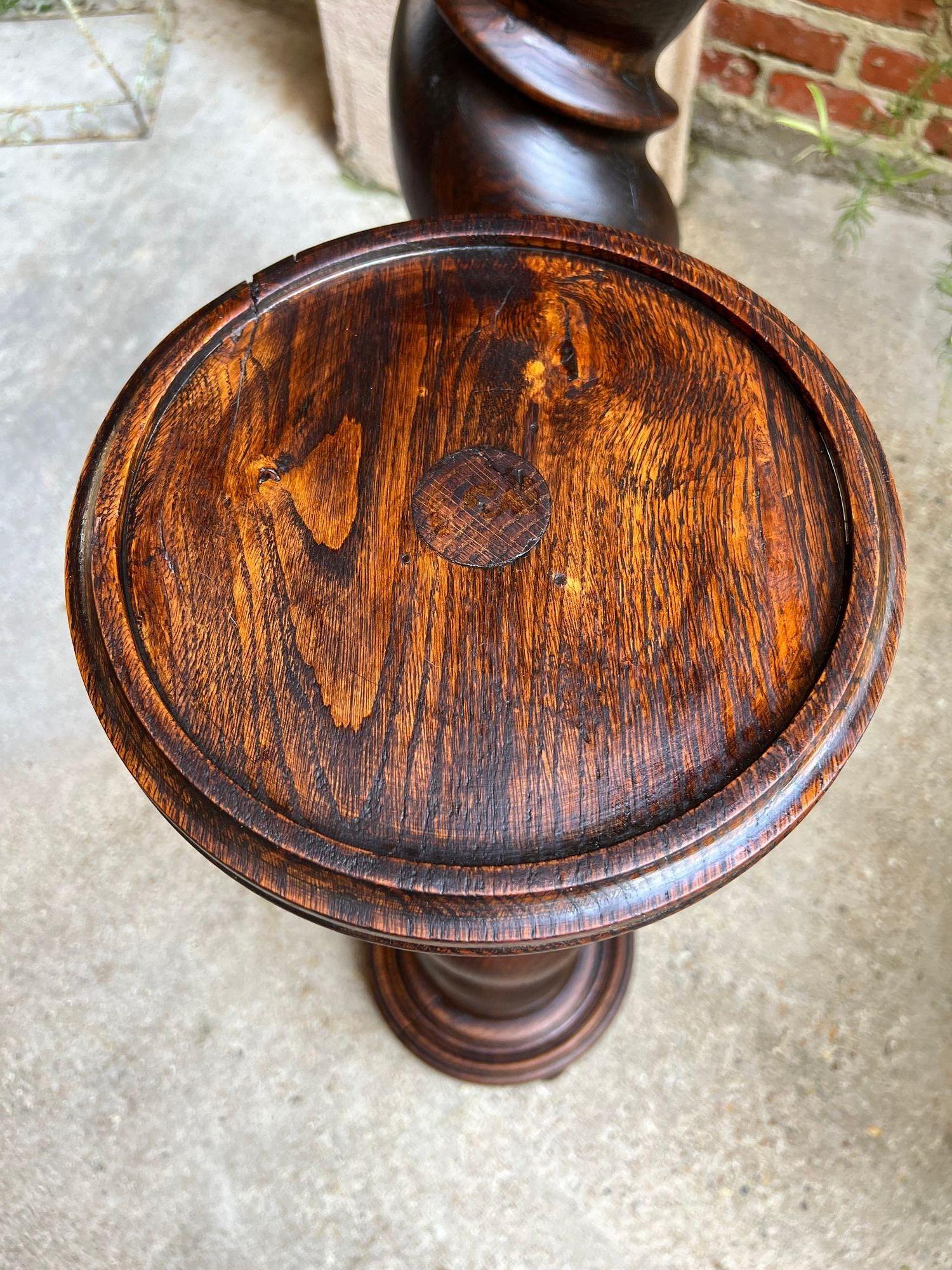 PAAR Satz von 2 Antique French Pedestal Stand BARLEY TWIST Oak LARGE Plant Columns im Angebot 12