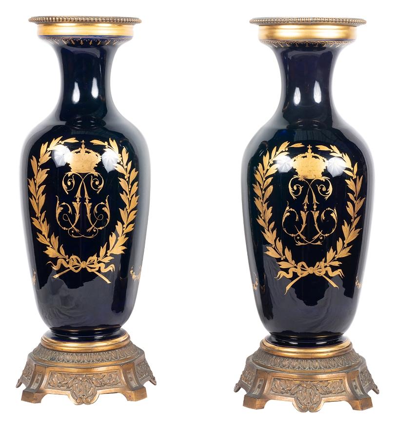 Pair Sevres Style Porcelain Vases, circa 1920 For Sale 4