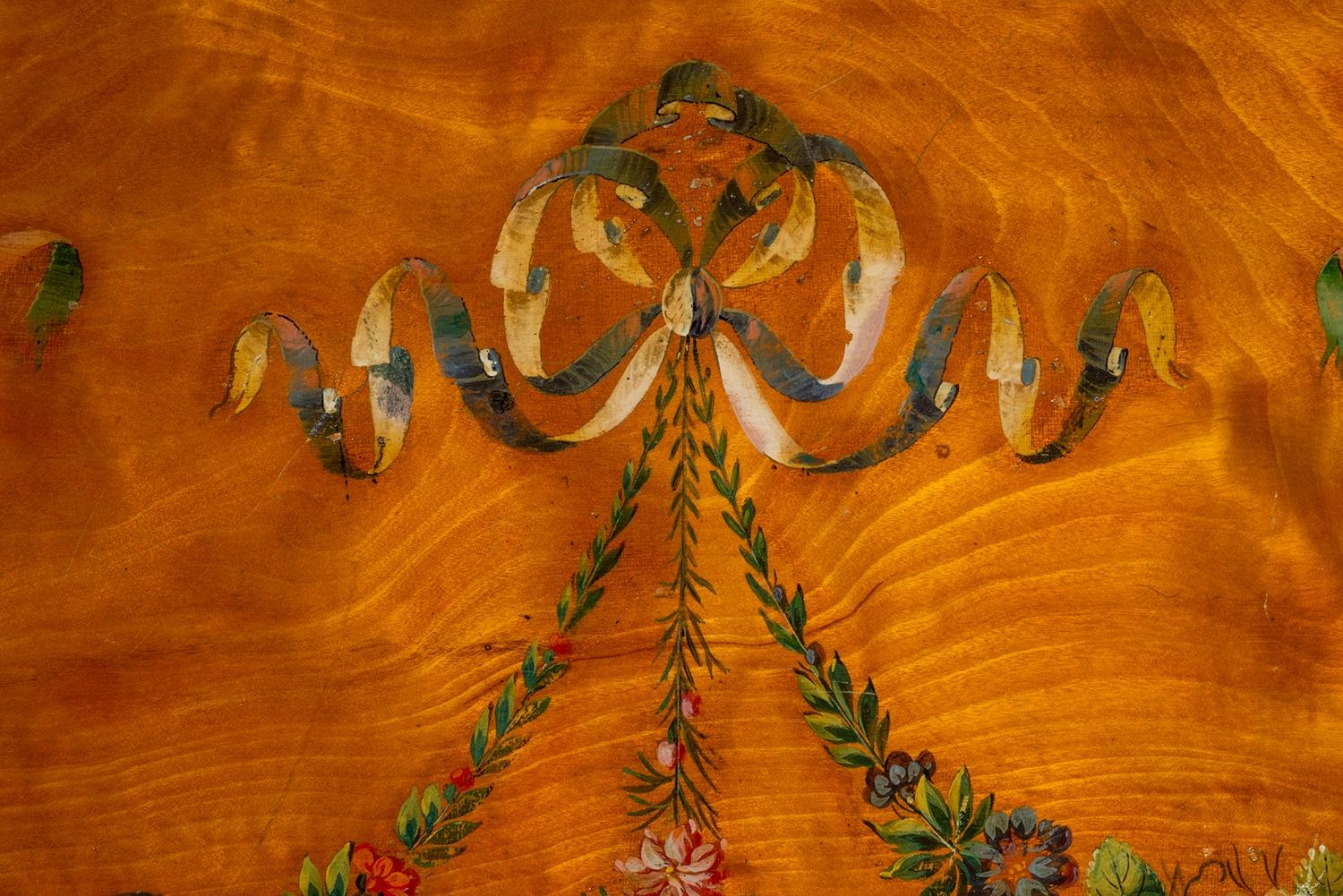 Ein Paar Konsolentische aus Satinholz im Sheraton-Stil (19. Jahrhundert) im Angebot