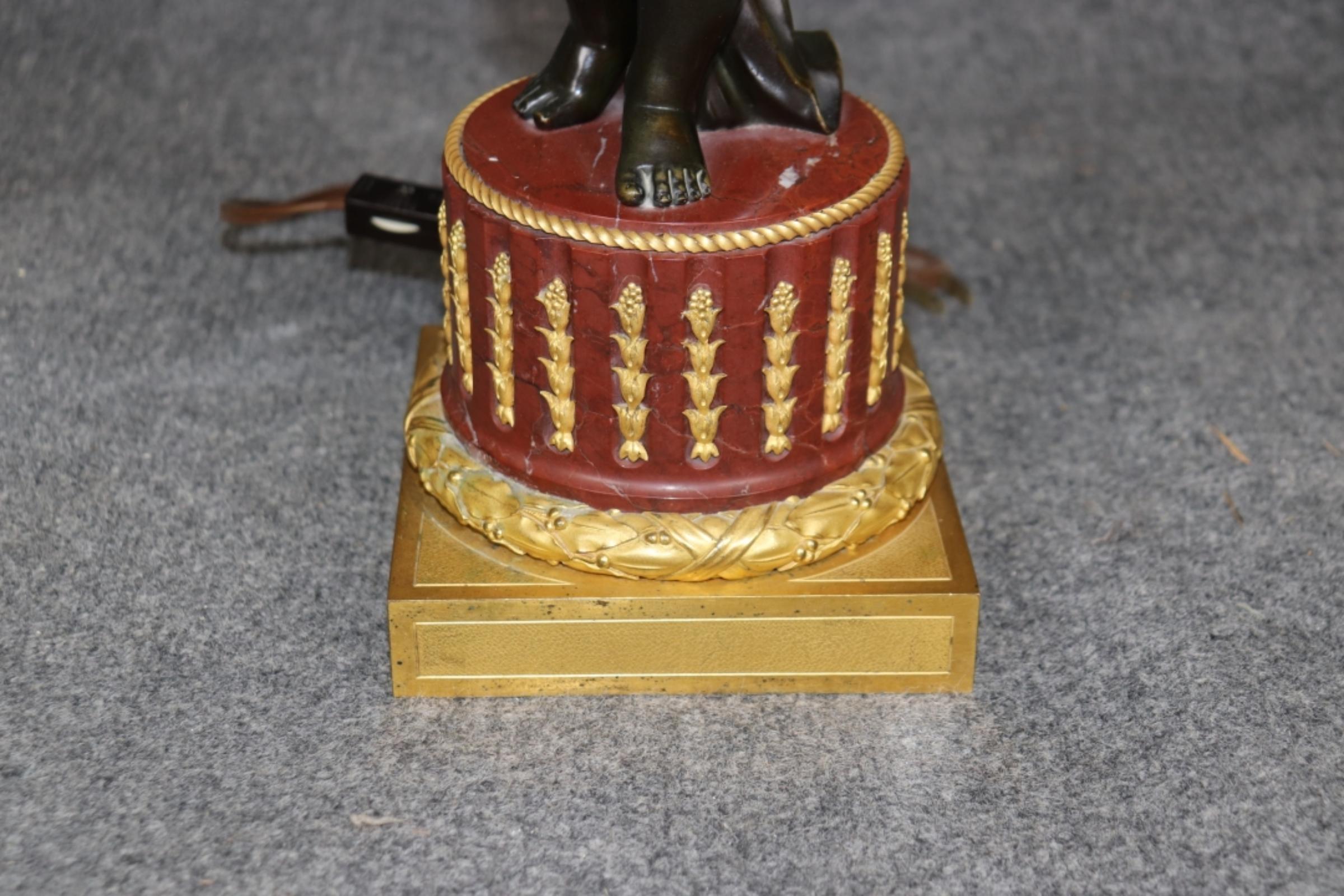 Paire de candélabres en bronze et bronze doré signés Henri Dasson, 19ème siècle, de style Louis XV. en vente 1