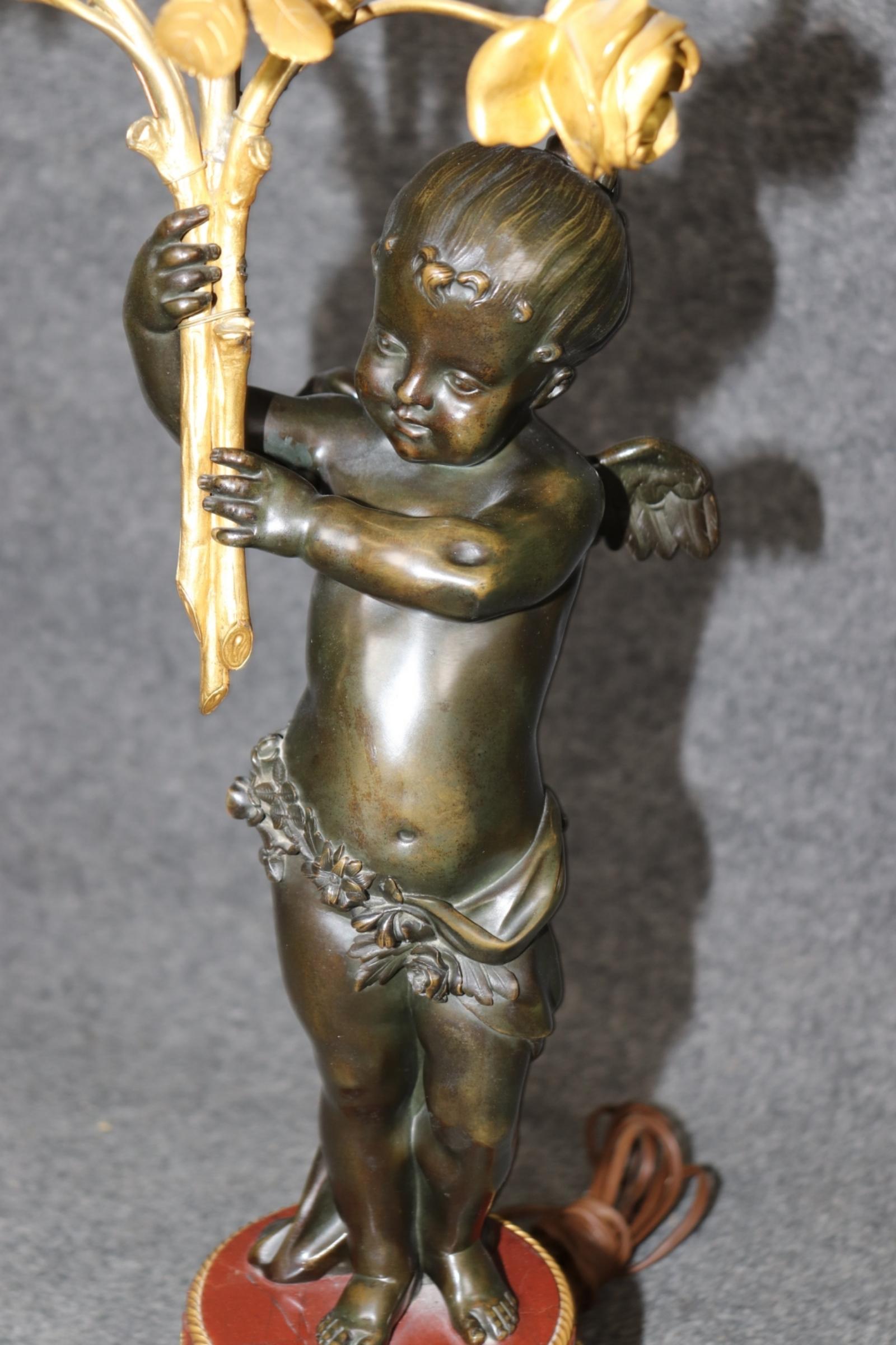 Paire de candélabres en bronze et bronze doré signés Henri Dasson, 19ème siècle, de style Louis XV. en vente 3