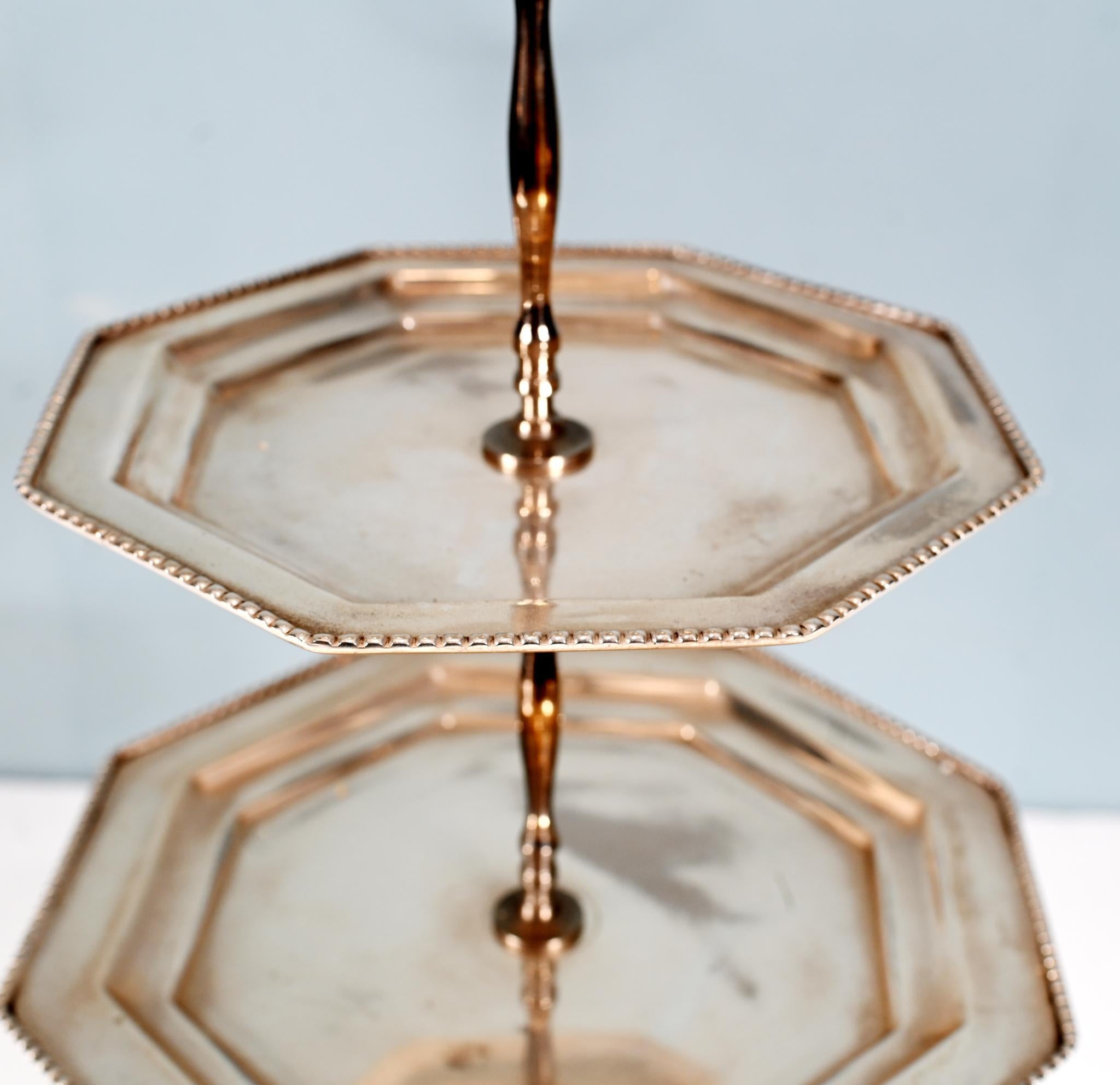 Pareja de soportes de plata para tartas de 5 pisos Victorian Afternoon Tea en venta 6