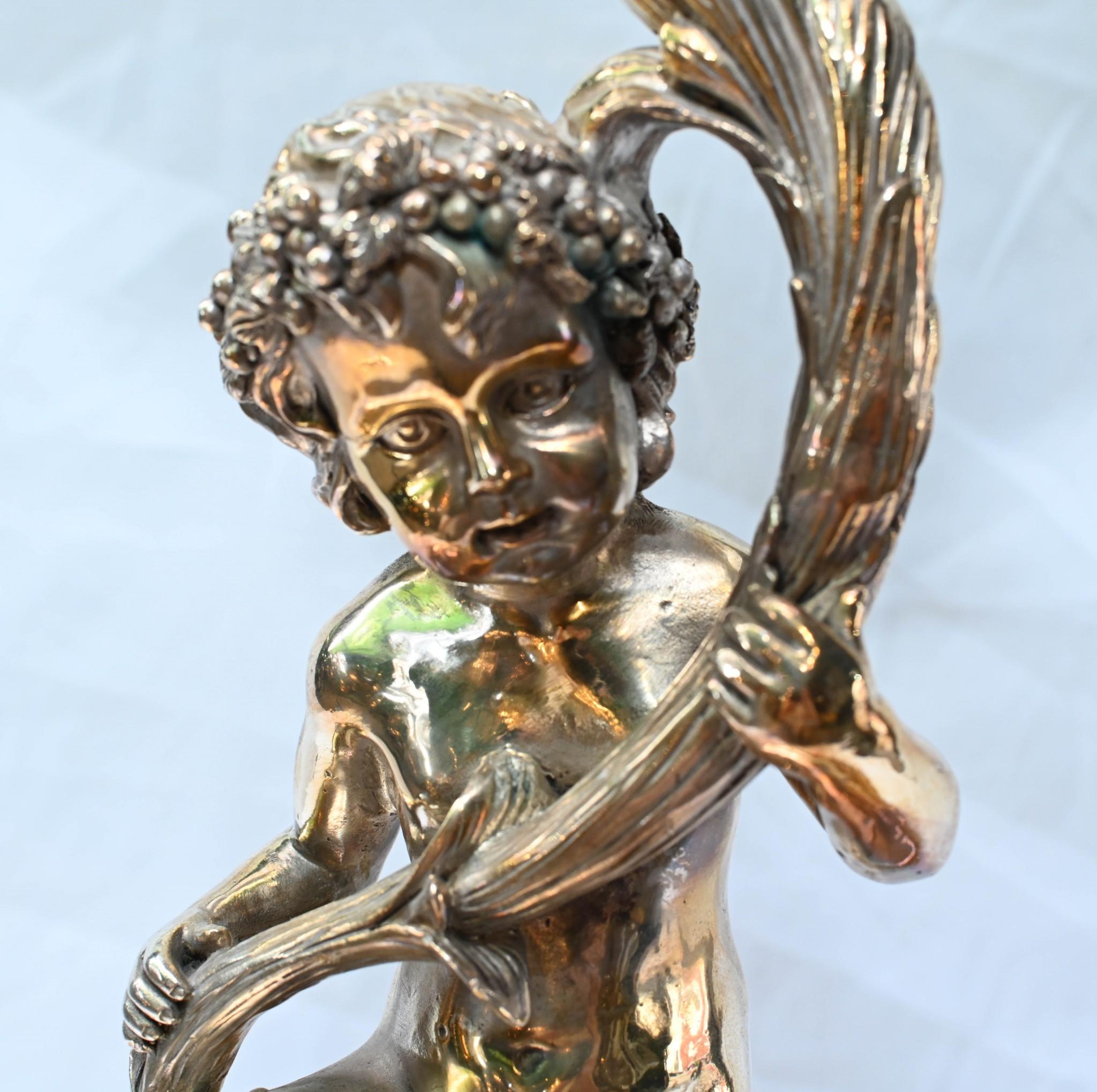 Paar versilberte Cherub Tazzas Tafelaufsätze Christofle Tafelaufsätze im Angebot 8