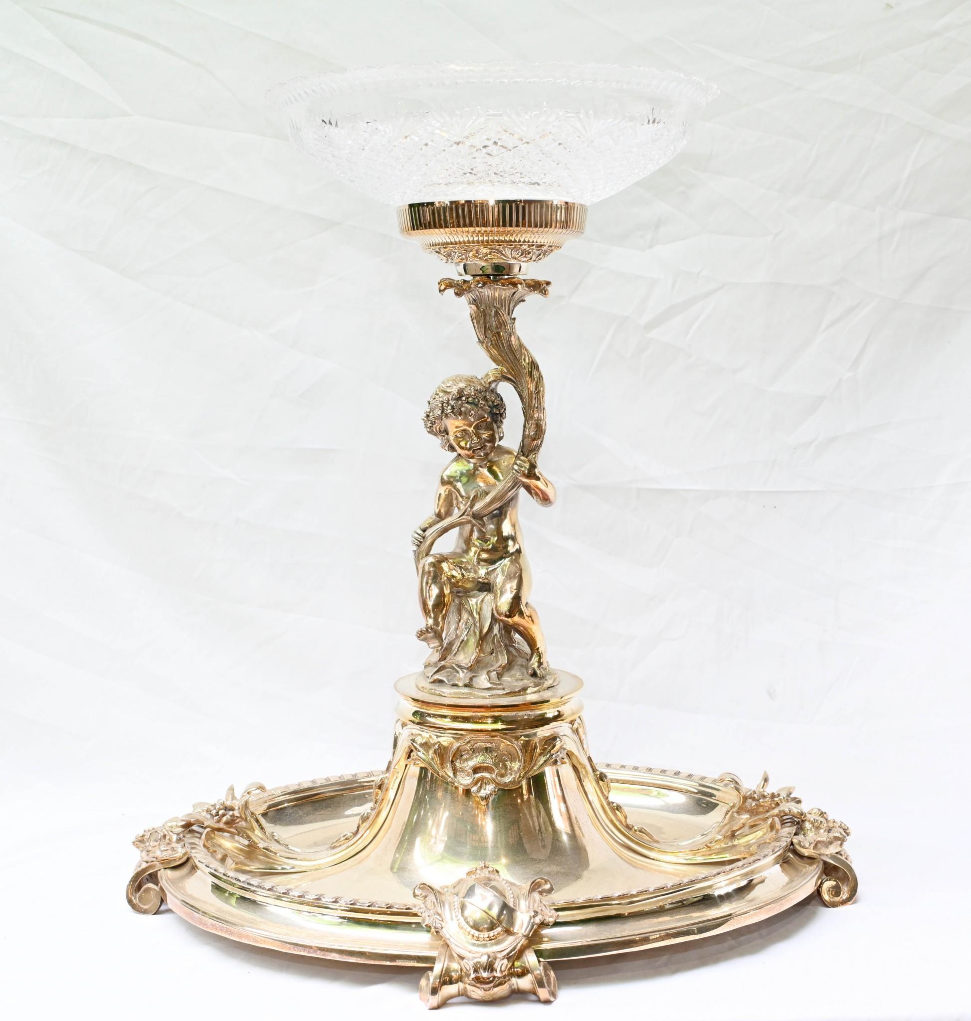 Paar versilberte Cherub Tazzas Tafelaufsätze Christofle Tafelaufsätze im Angebot 12