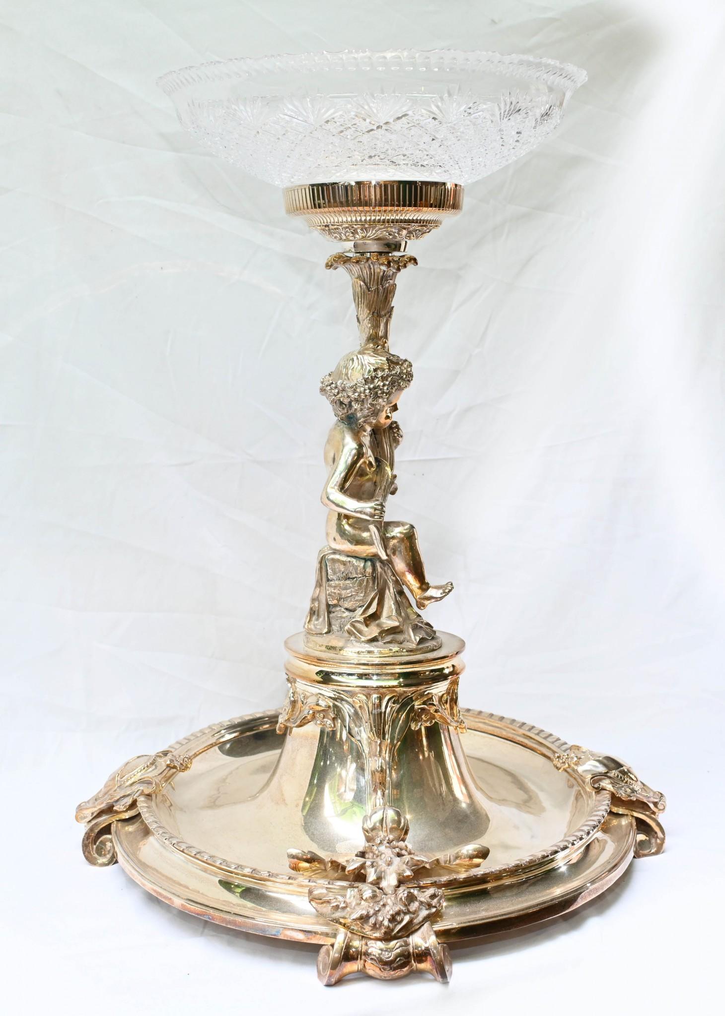 Paar versilberte Cherub Tazzas Tafelaufsätze Christofle Tafelaufsätze im Angebot 4