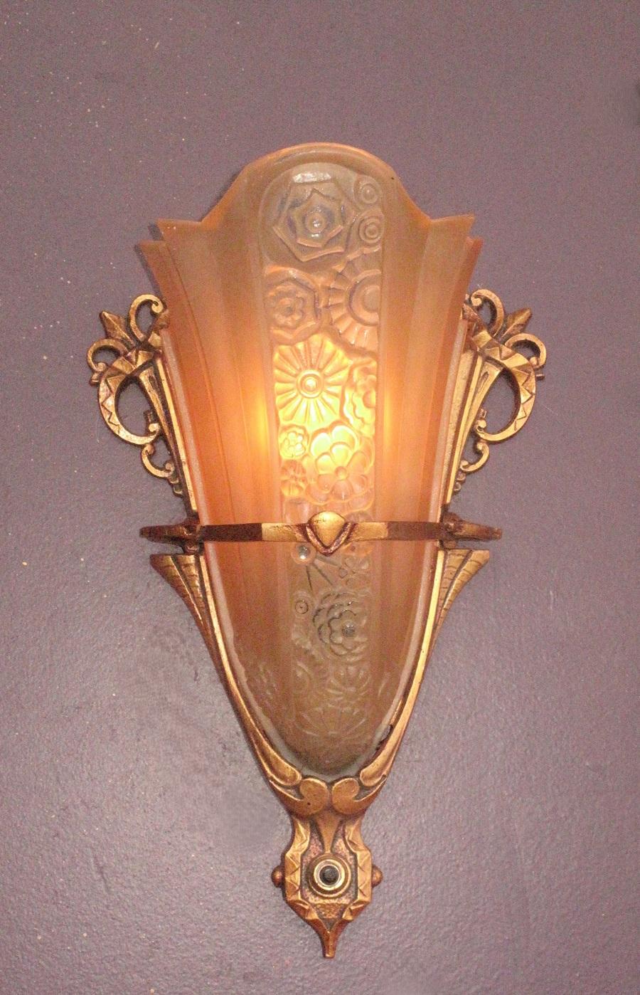 Paar Windlichter, Originalglas, restauriert im Angebot 1