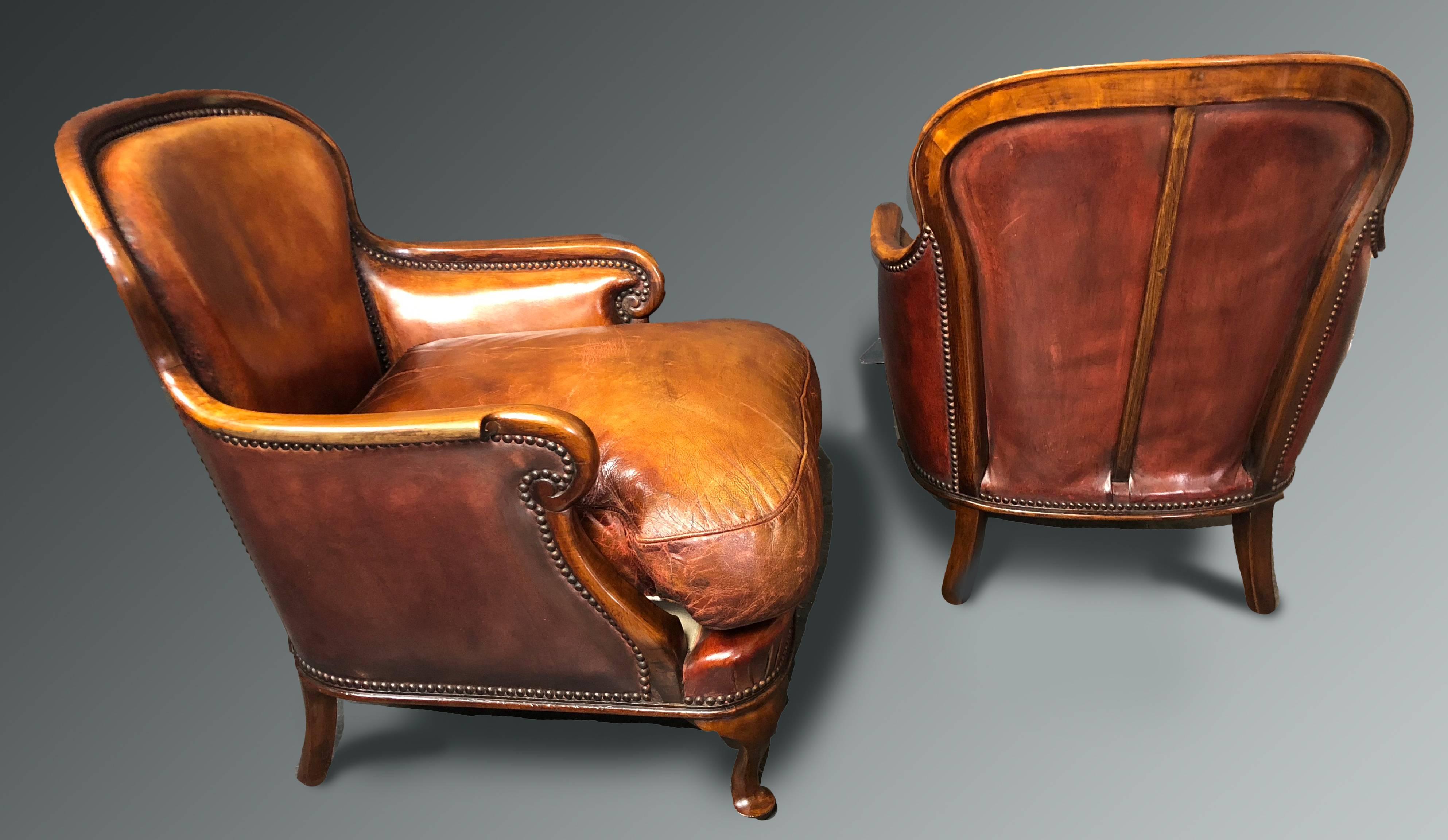 English Pair of Small Antique Walnut Armchairs with Whisky Brown Leather 