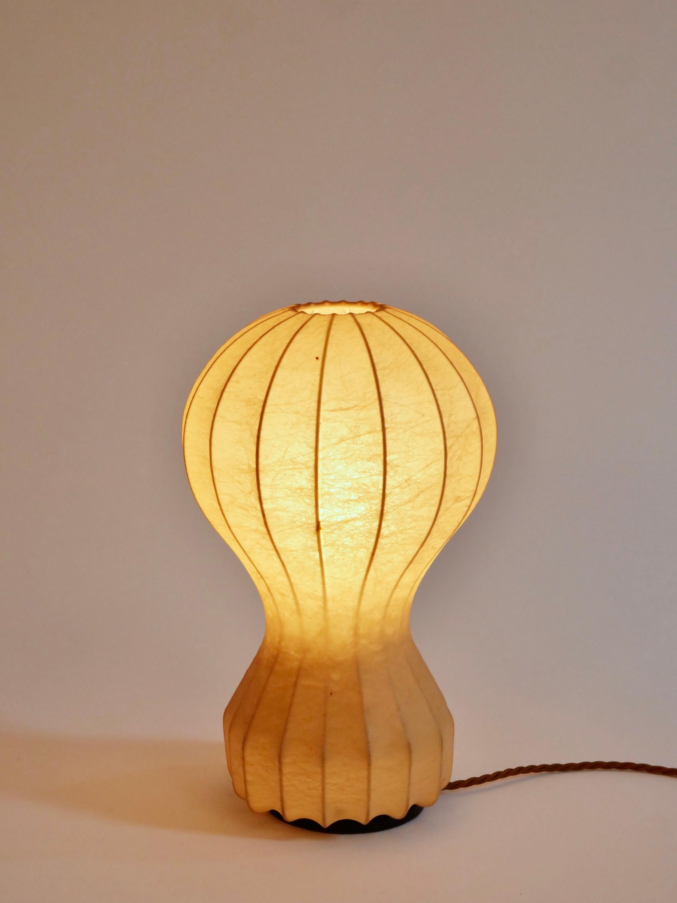Paar kleine Kokon-Tischlampen „Gatto“ Achille & Pier Castiglioni Flos Italien 1960 (Gesponnen) im Angebot