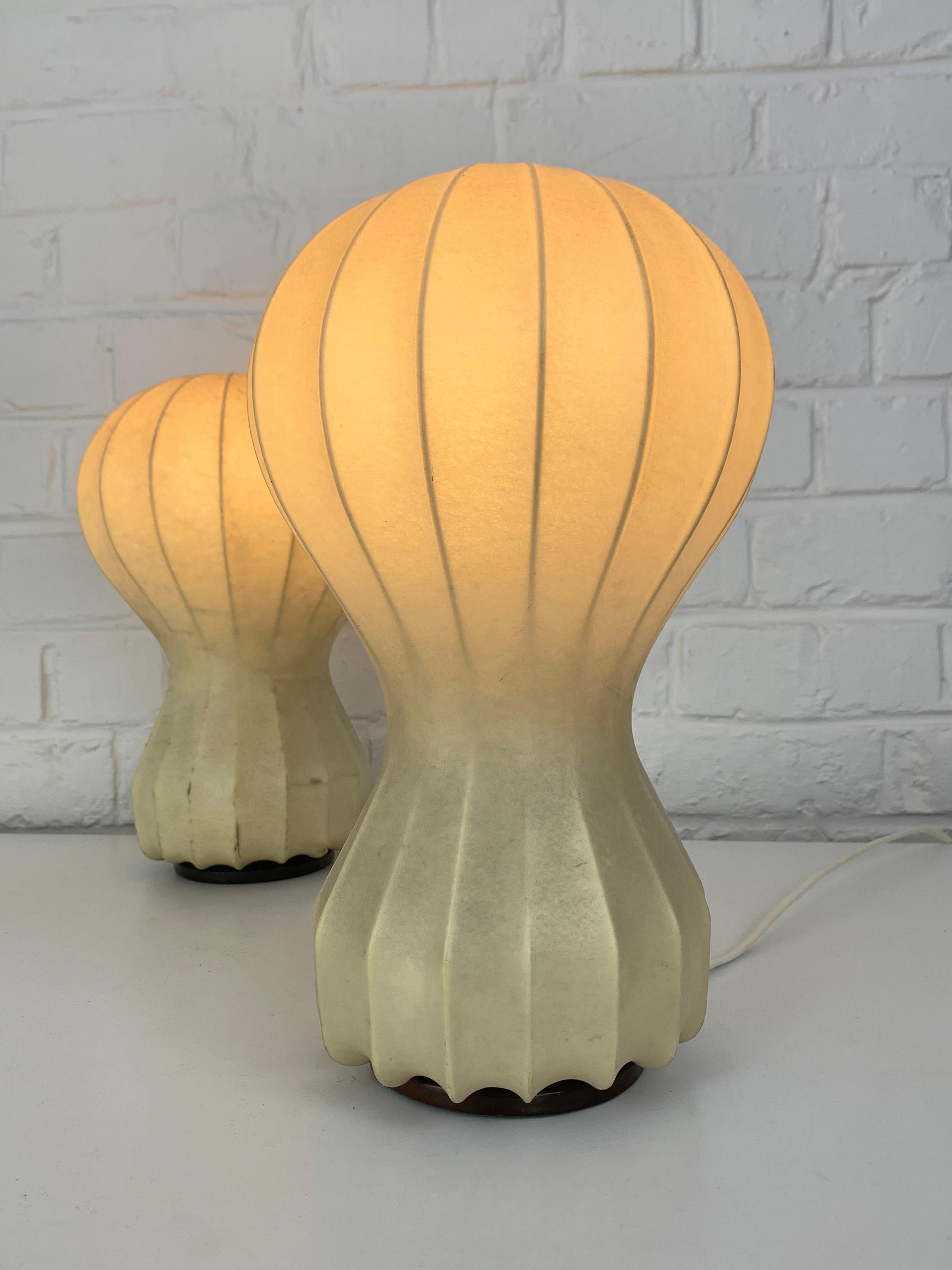 20th Century Pair small cocoon Gatto Table Lamps Achille & Pier Castiglioni Flos Italy 1960