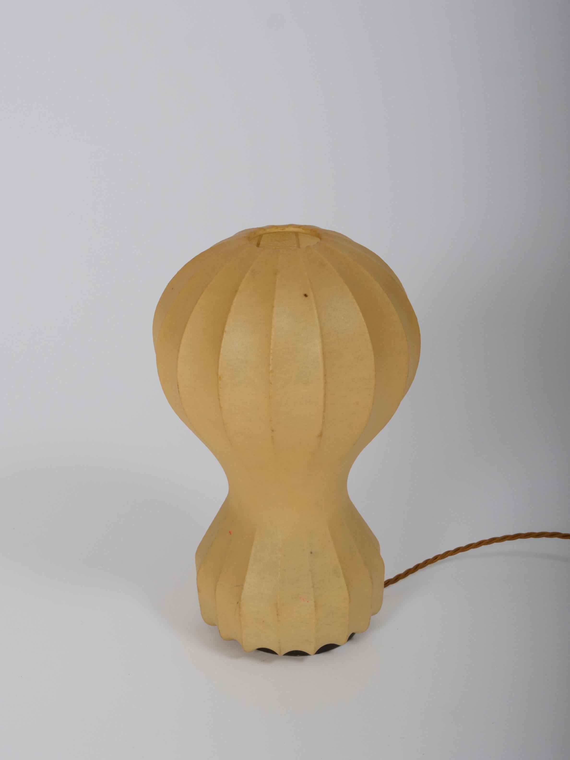 Paar kleine Kokon-Tischlampen „Gatto“ Achille & Pier Castiglioni Flos Italien 1960 im Angebot 1