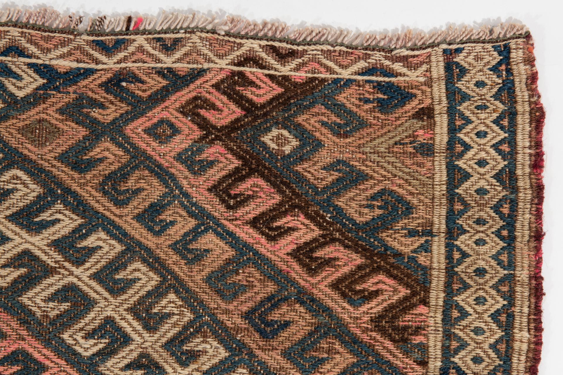 20ième siècle Paire de petits kilims en vente