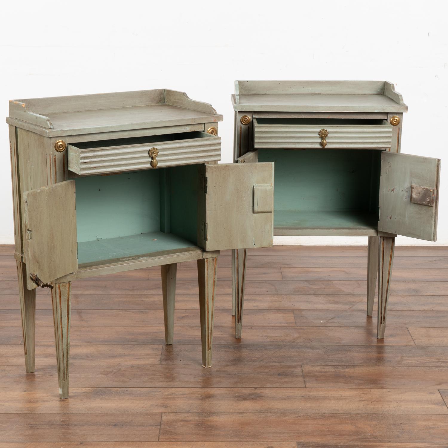 Country Pair, Small Painted Cabinets or Nightstands on Tapered Legs, Sweden circa 1890