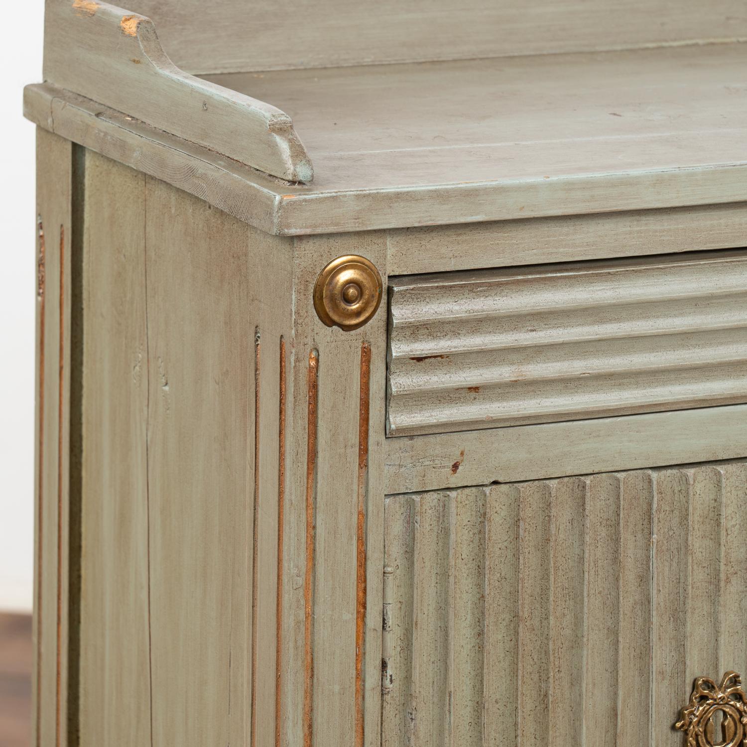 Wood Pair, Small Painted Cabinets or Nightstands on Tapered Legs, Sweden circa 1890
