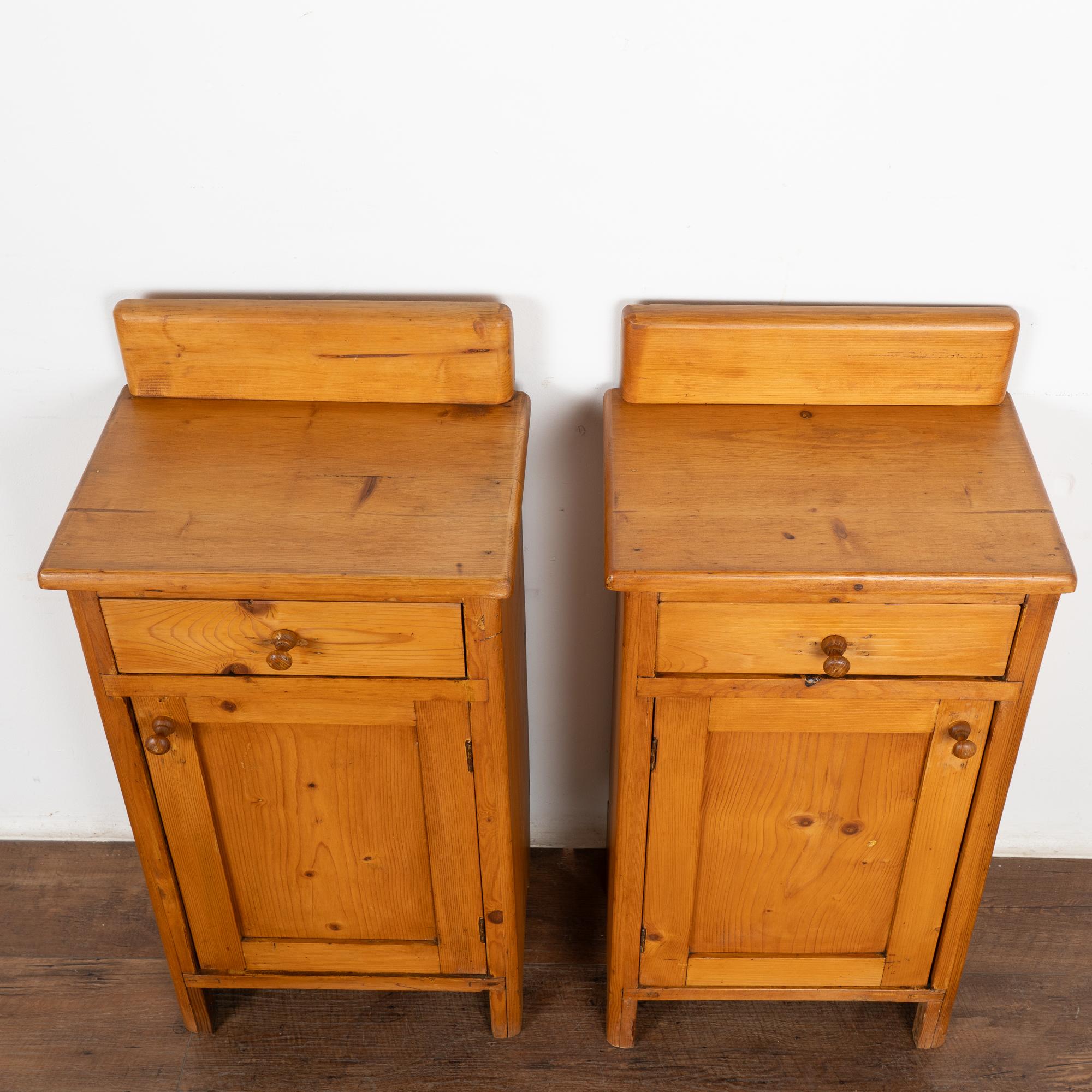 Pair, Small Pine Nightstands, Hungary circa 1900's In Good Condition For Sale In Round Top, TX