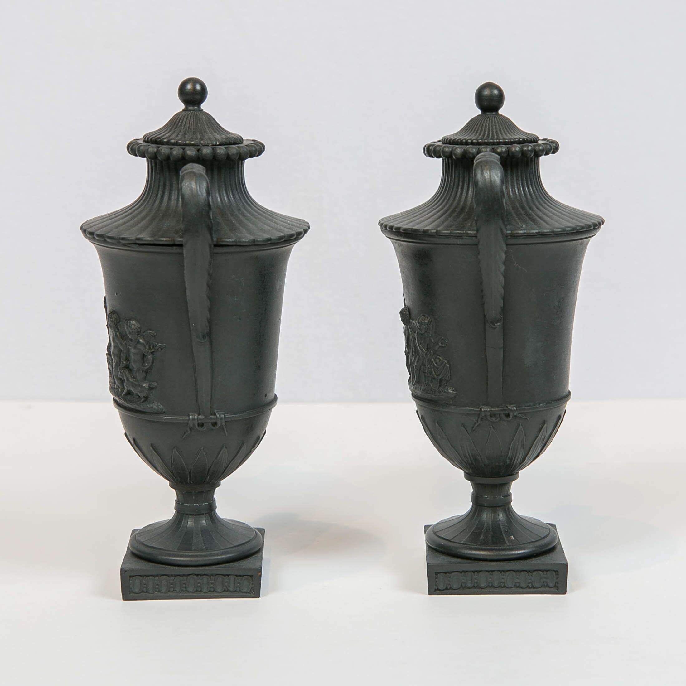 Pair of Small Wedgwood Black Basalt Vases Made circa 1800 In Excellent Condition In Katonah, NY