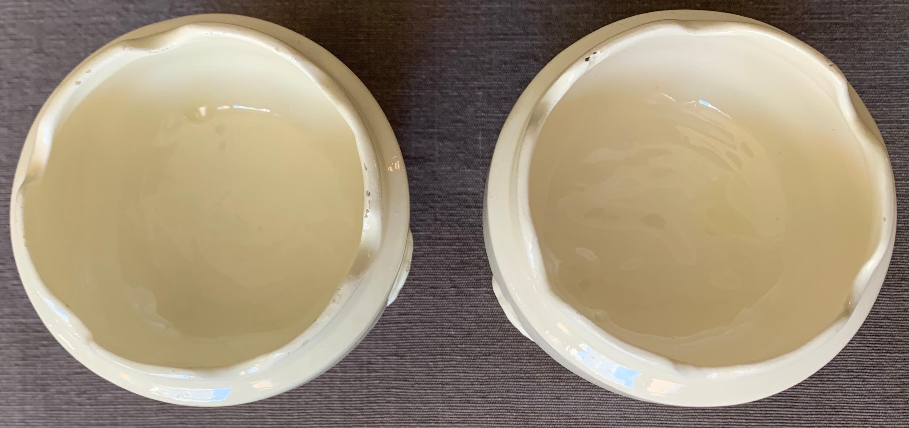 Pair of Small White Dolphin Bowls In Good Condition For Sale In New York, NY