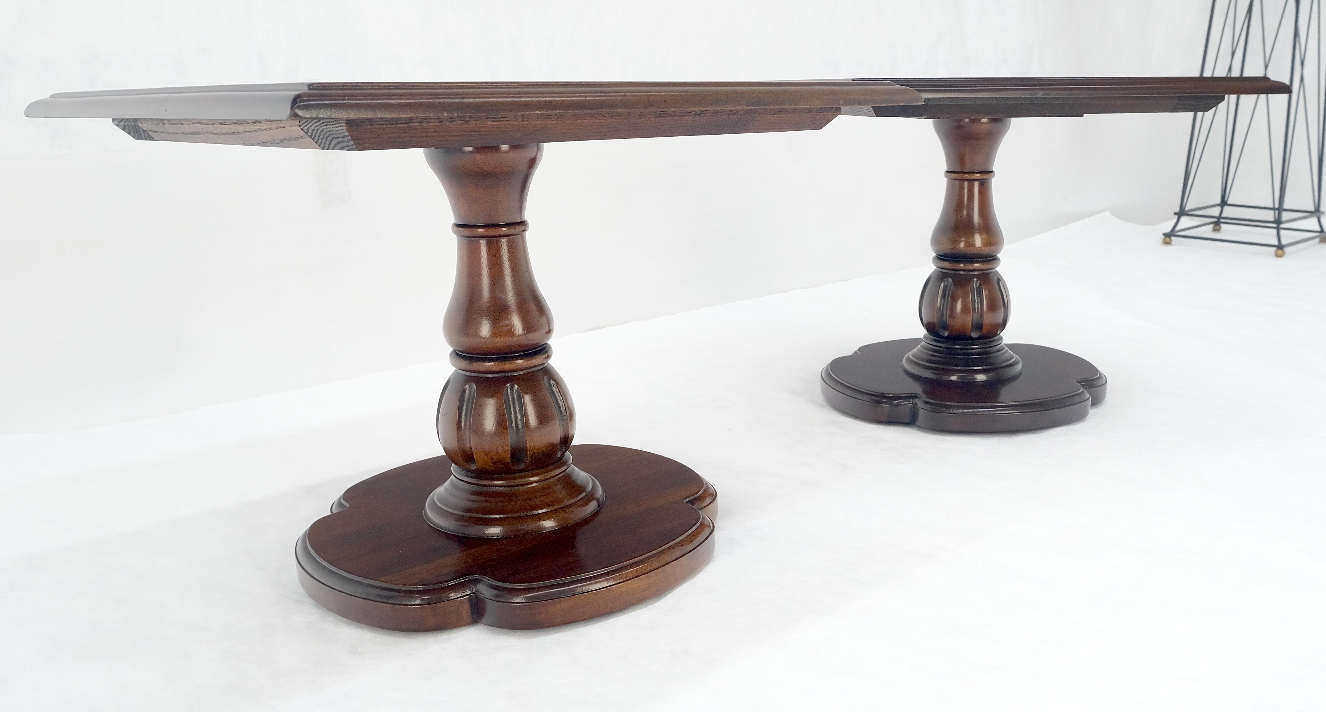 Pair Solid Cherry Dark Espresso Clover Base 21x21 Square Top Side End Lamp Table For Sale 6
