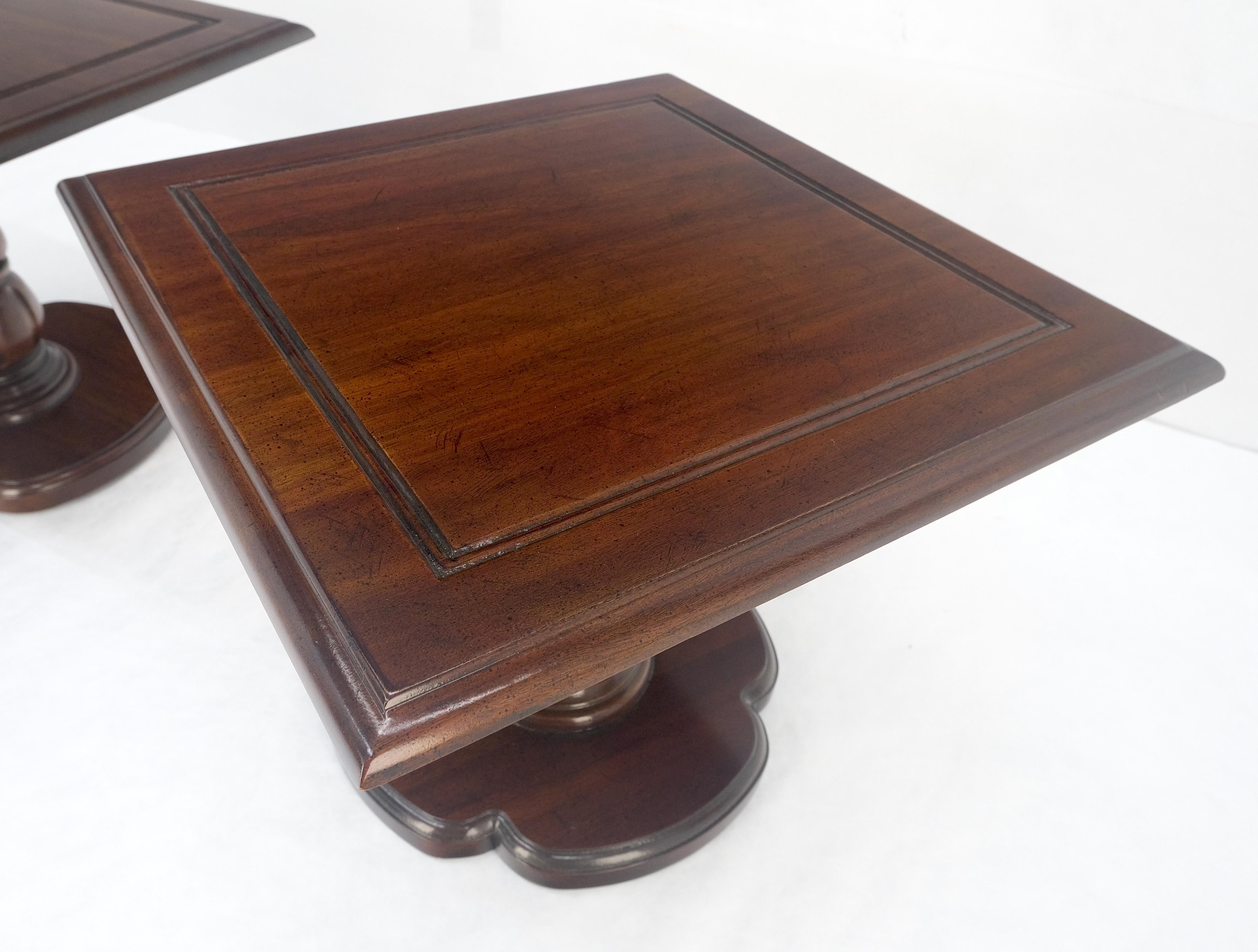 Mid-Century Modern Pair Solid Cherry Dark Espresso Clover Base 21x21 Square Top Side End Lamp Table For Sale
