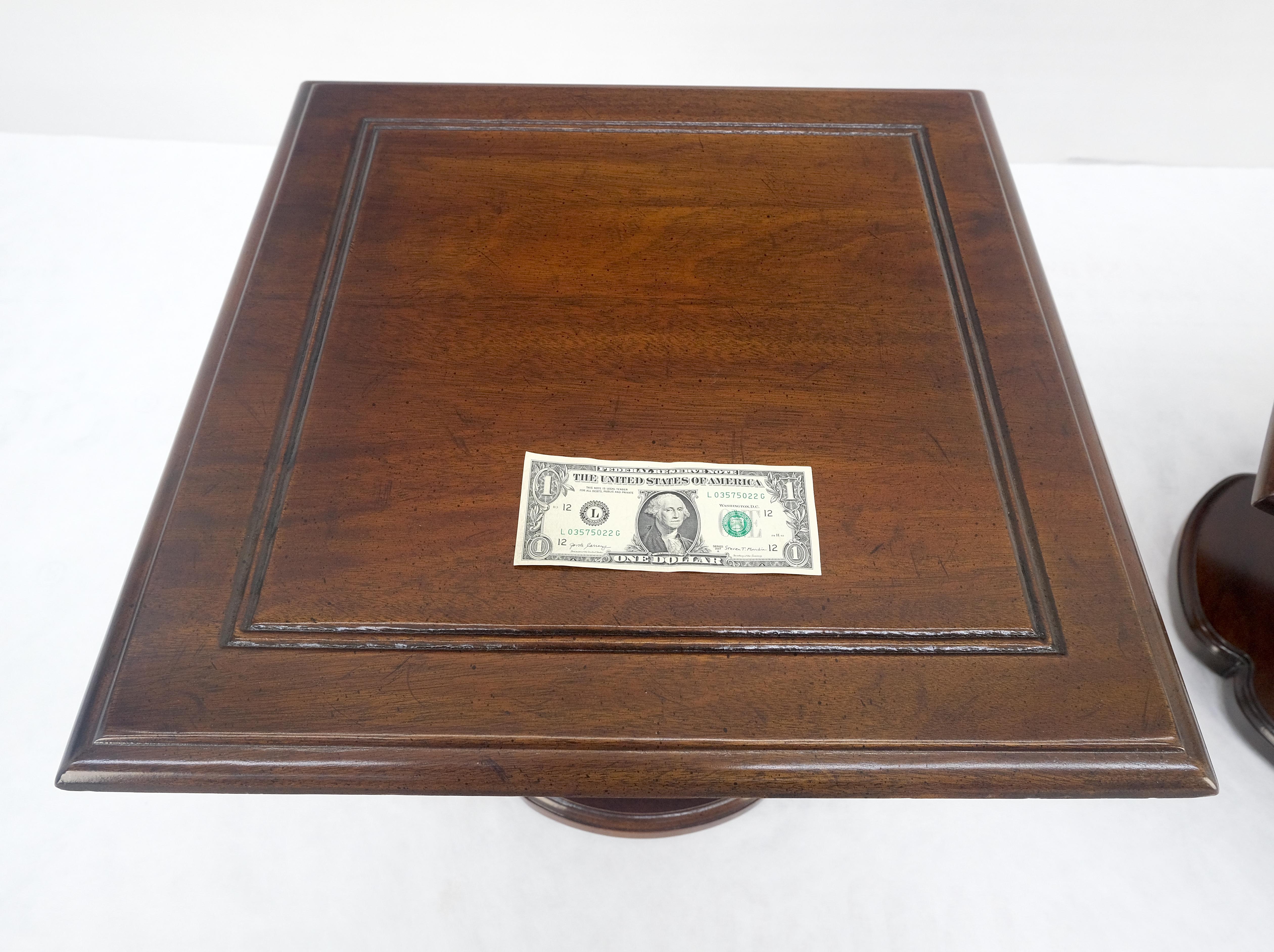 20th Century Pair Solid Cherry Dark Espresso Clover Base 21x21 Square Top Side End Lamp Table For Sale