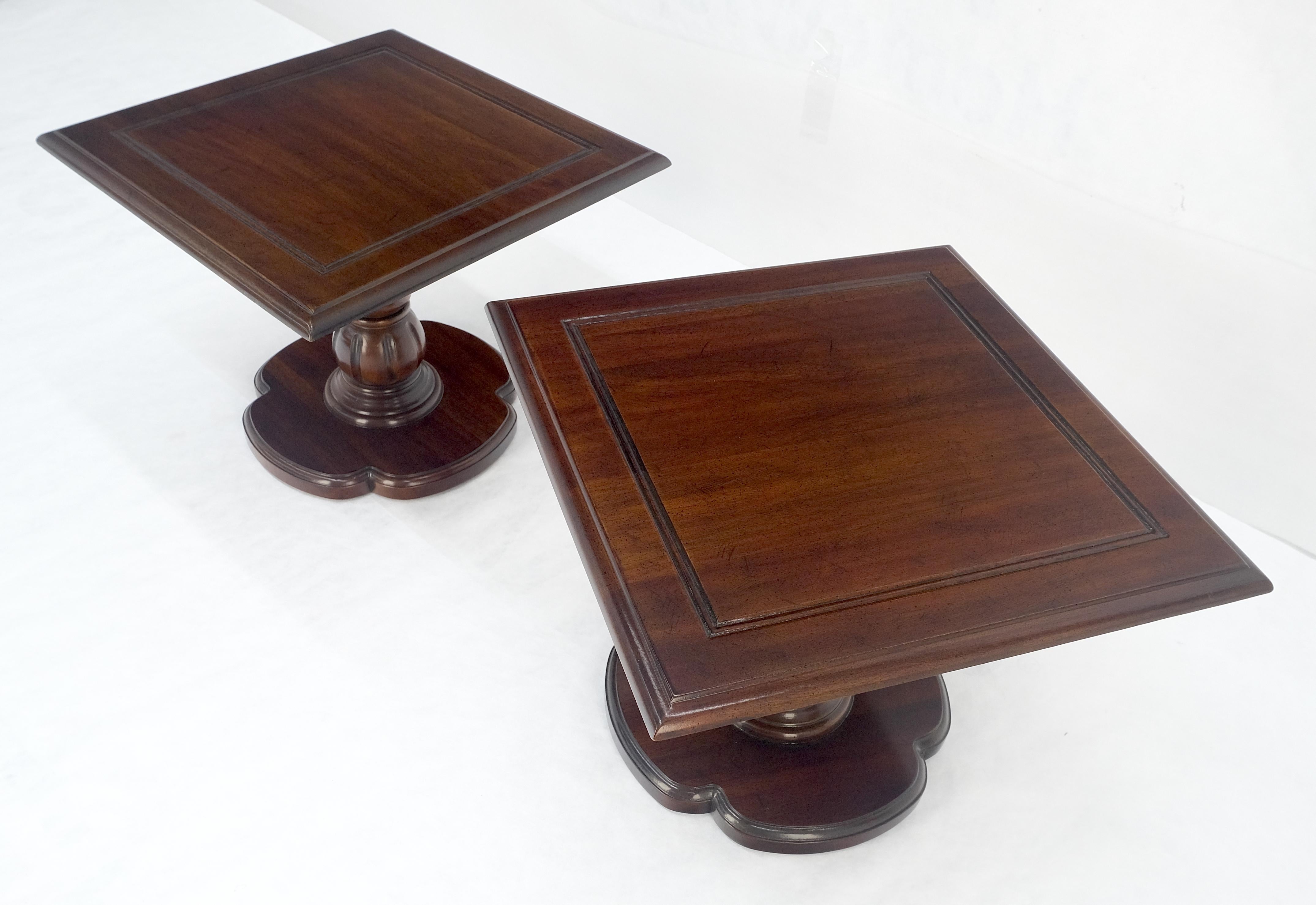 Pair Solid Cherry Dark Espresso Clover Base 21x21 Square Top Side End Lamp Table For Sale 1